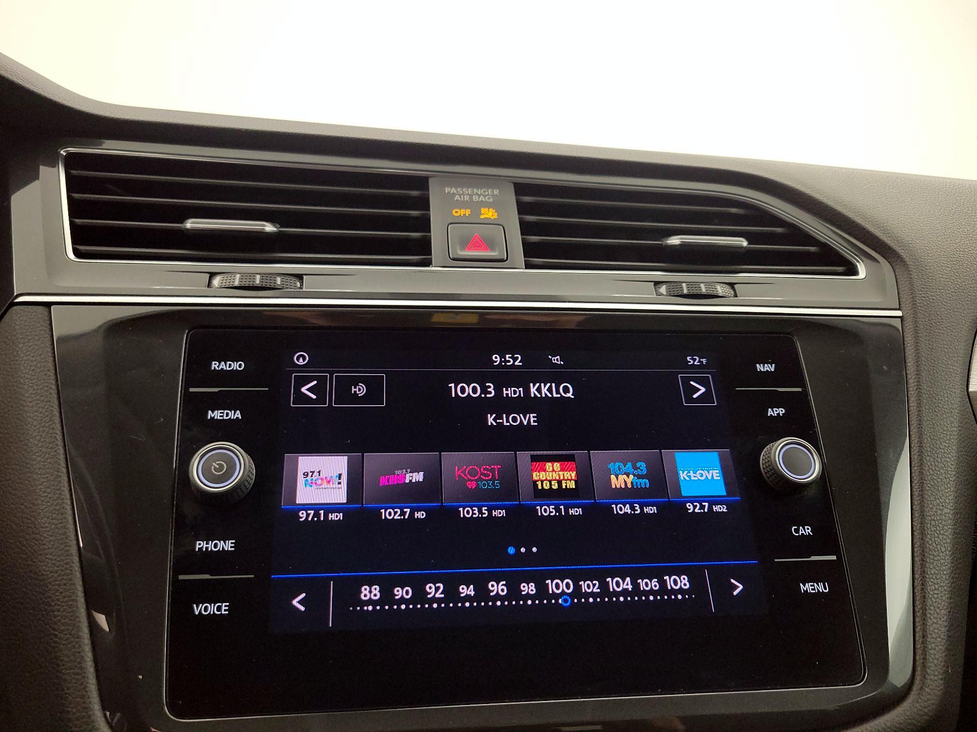 Thumbnail: 2019 Volkswagen Tiguan - 16