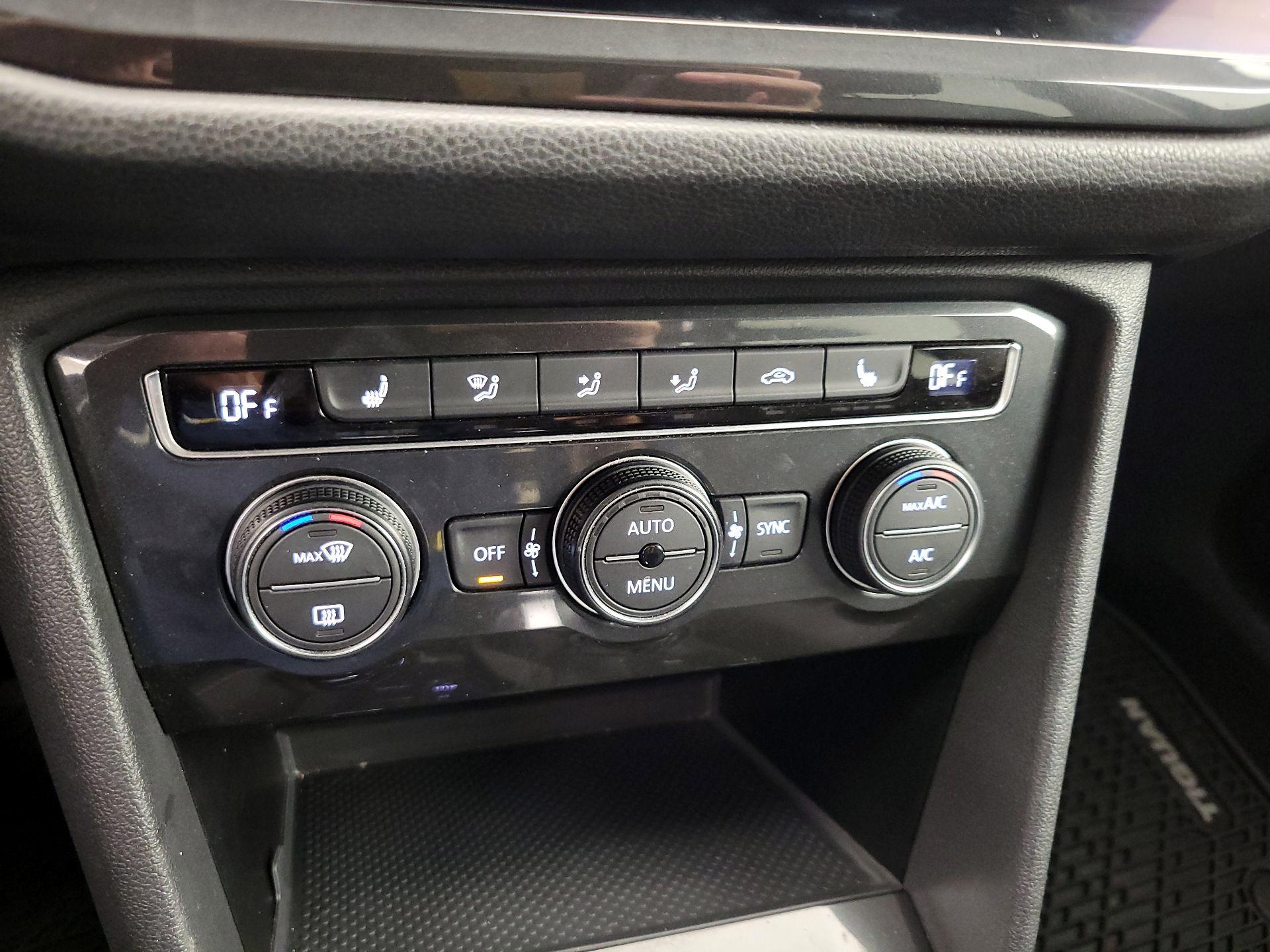 Thumbnail: 2019 Volkswagen Tiguan - 17