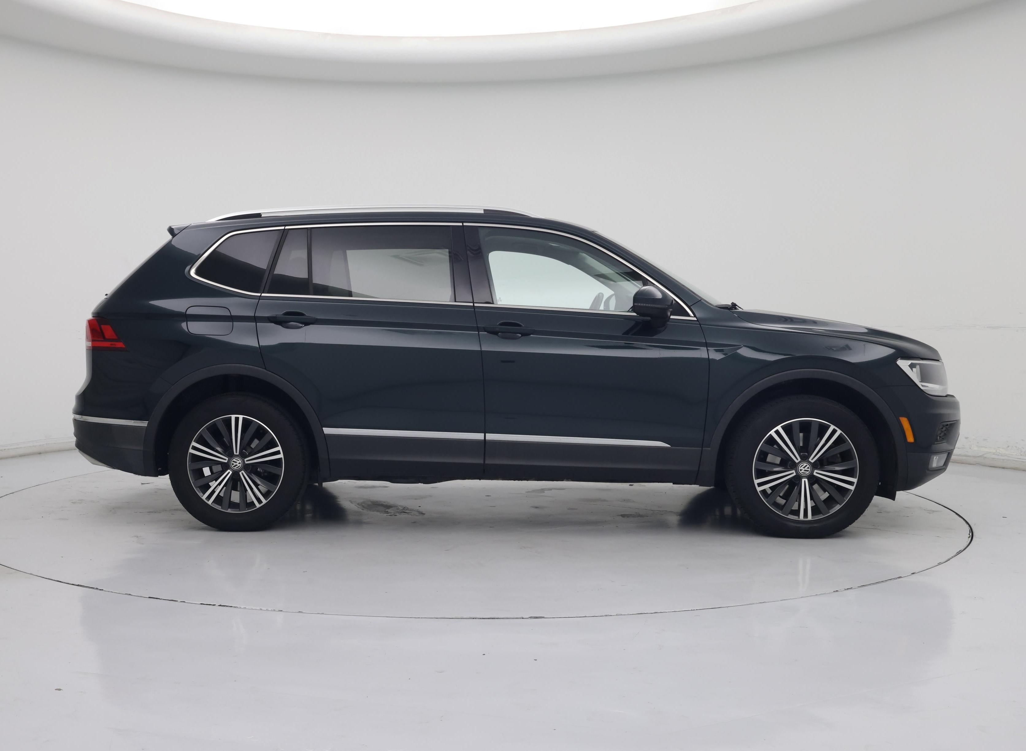 Thumbnail: 2019 Volkswagen Tiguan - 7