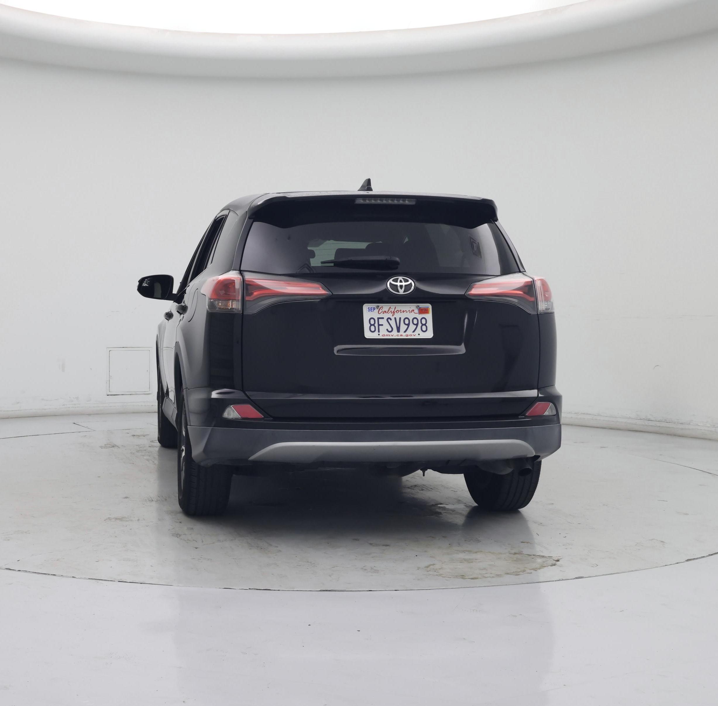 Thumbnail: 2018 Toyota RAV4 - 6