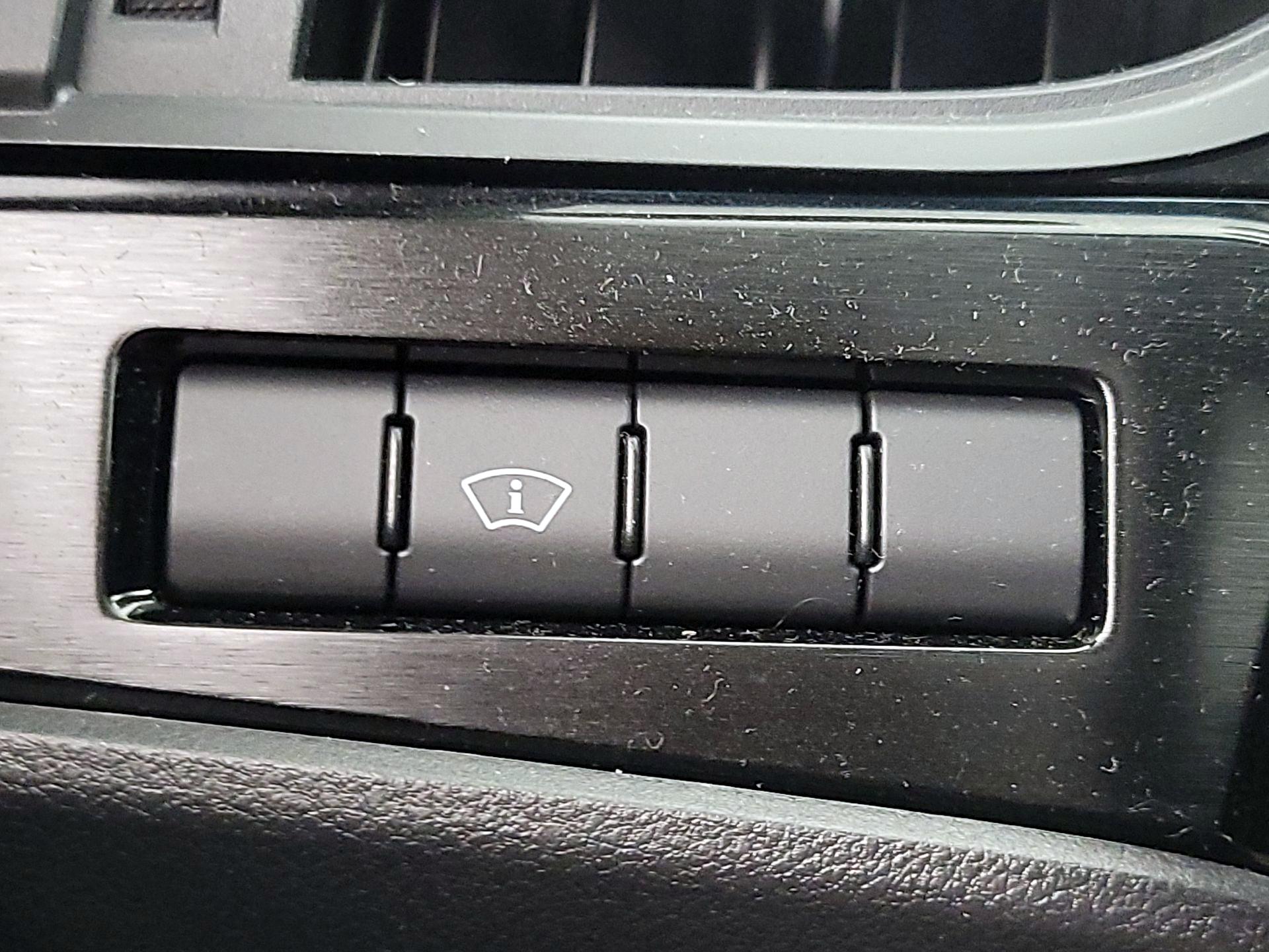 Thumbnail: 2024 Lexus ES - 13