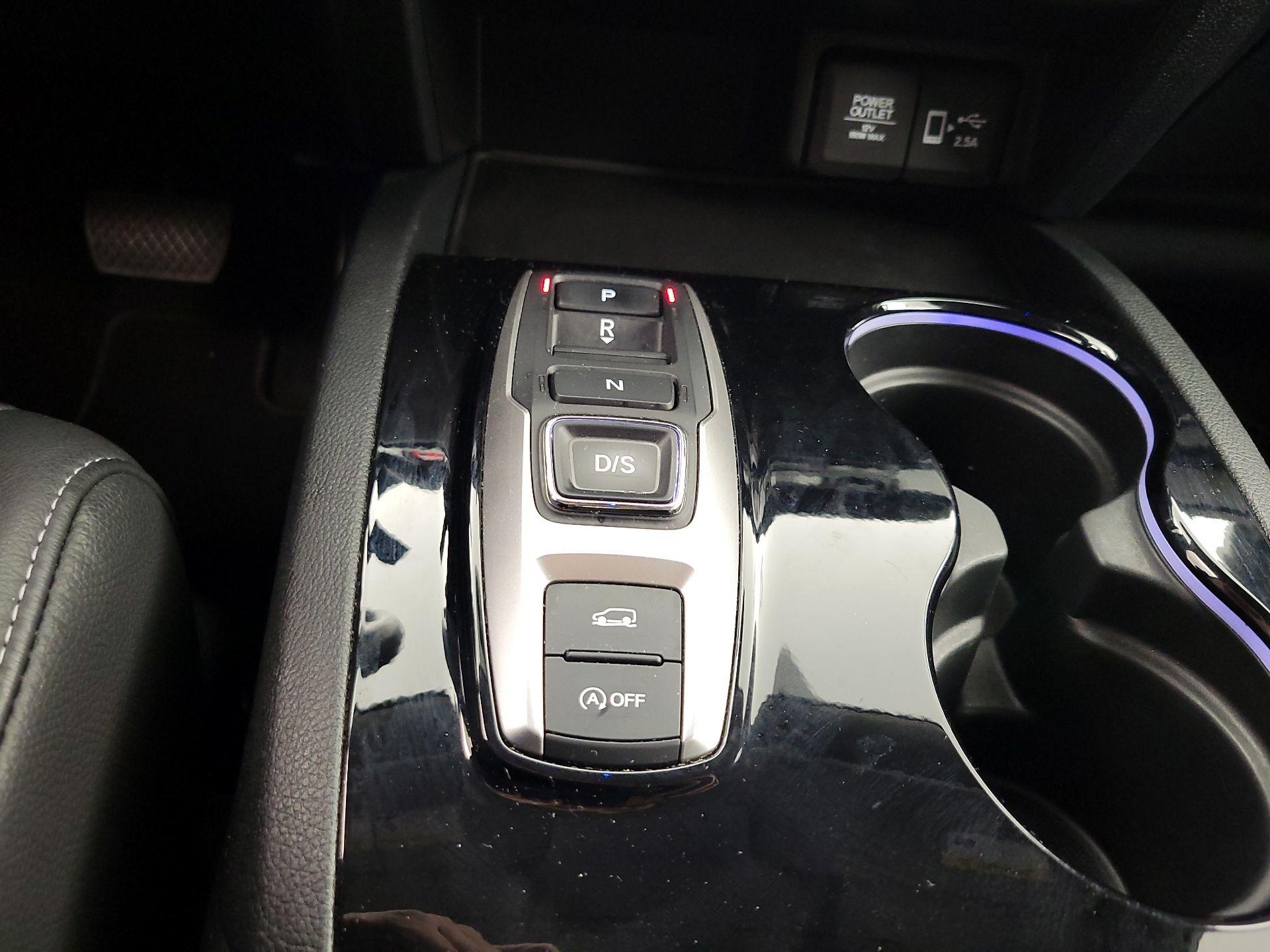 Thumbnail: 2022 Honda Pilot - 18