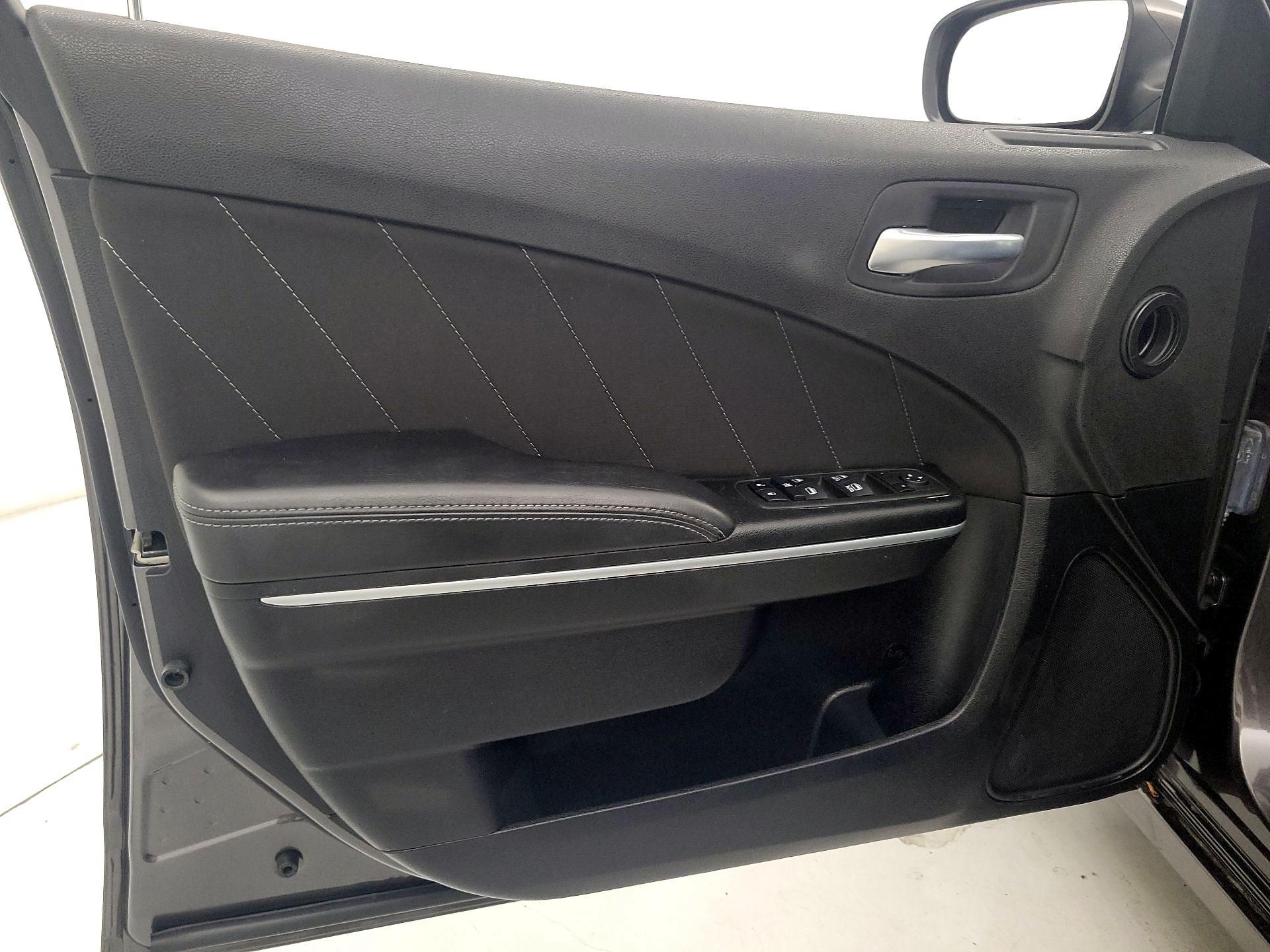 Thumbnail: 2022 Dodge Charger - 12