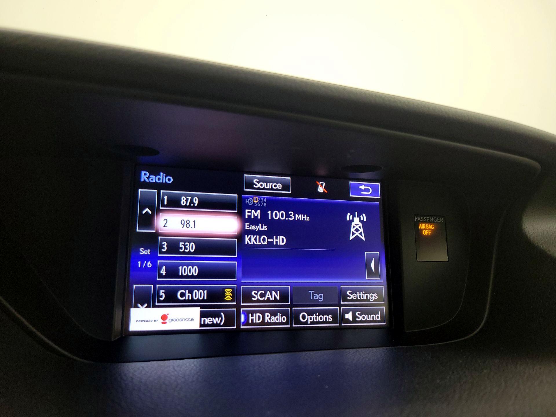 Thumbnail: 2015 Lexus ES - 16