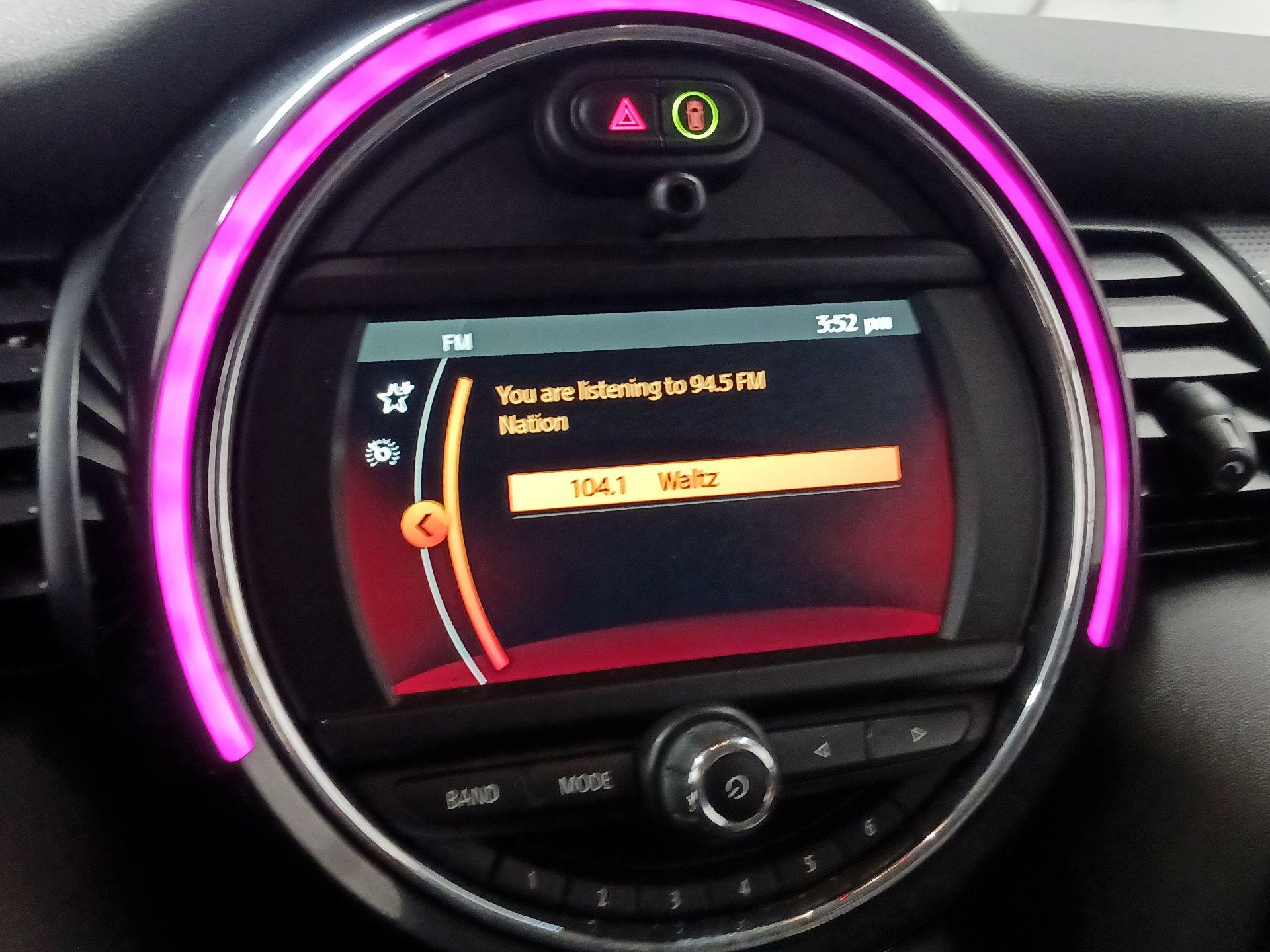 Thumbnail: 2020 MINI Cooper Hardtop - 14