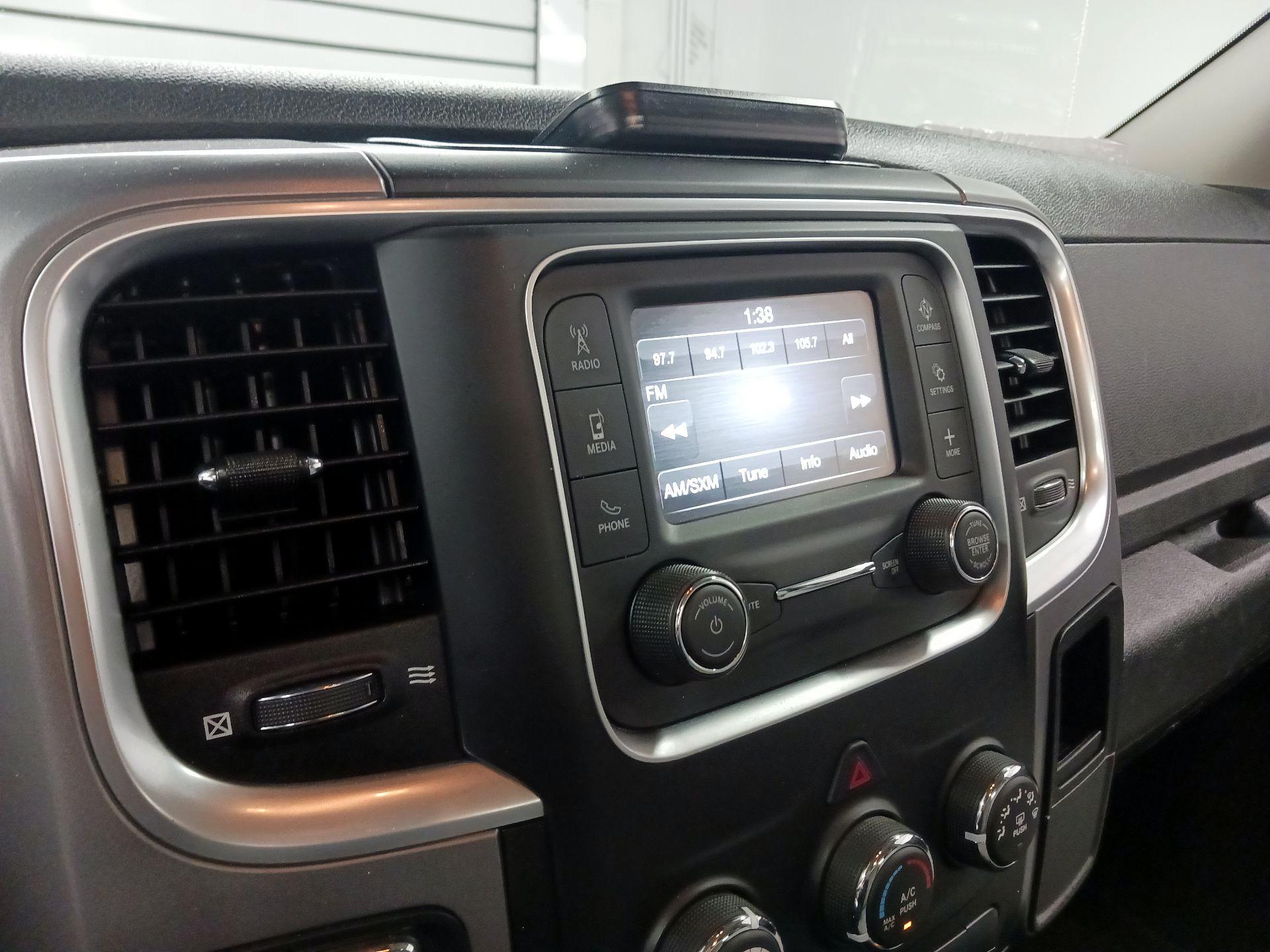 Thumbnail: 2022 RAM 1500 Classic - 15