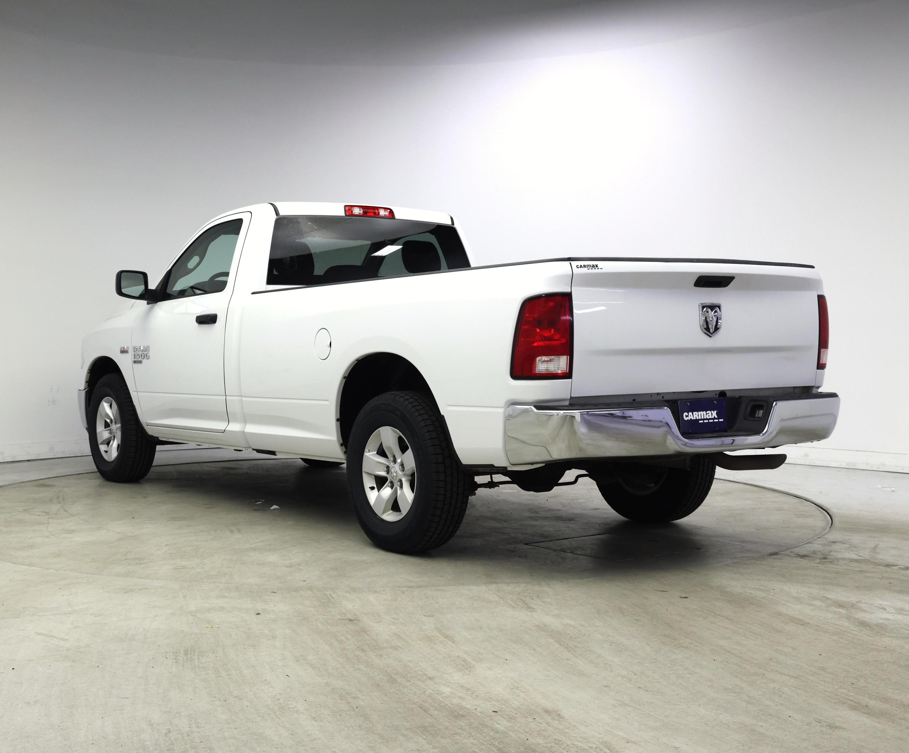 Thumbnail: 2022 RAM 1500 Classic - 2