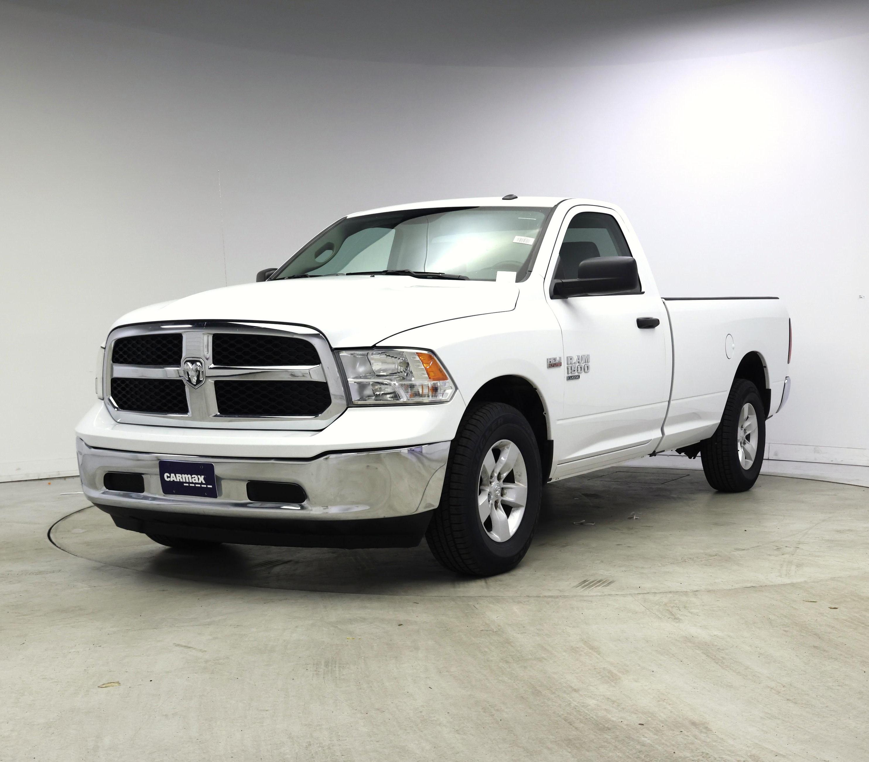 Thumbnail: 2022 RAM 1500 Classic - 4