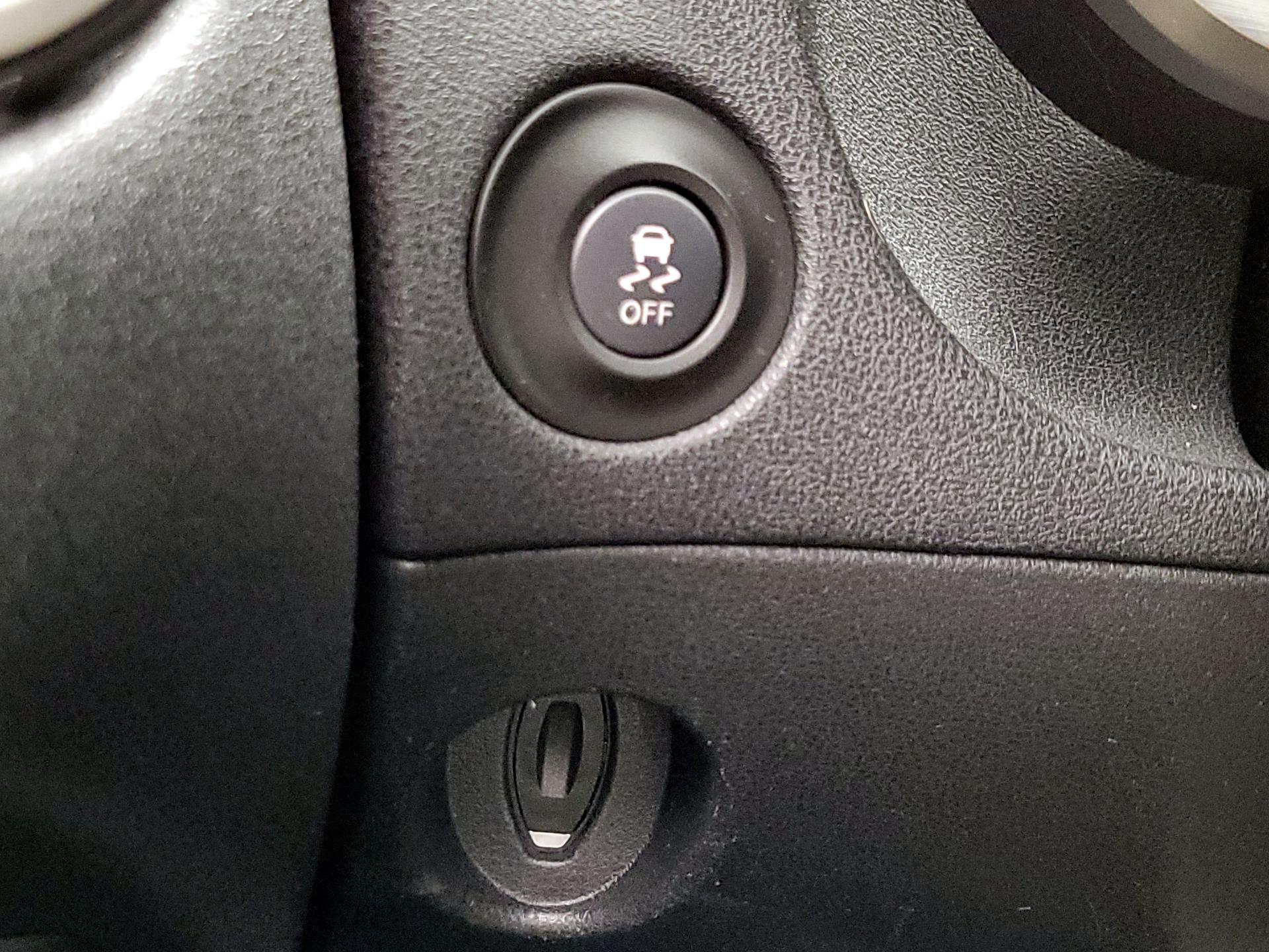 Thumbnail: 2015 Nissan Z - 13