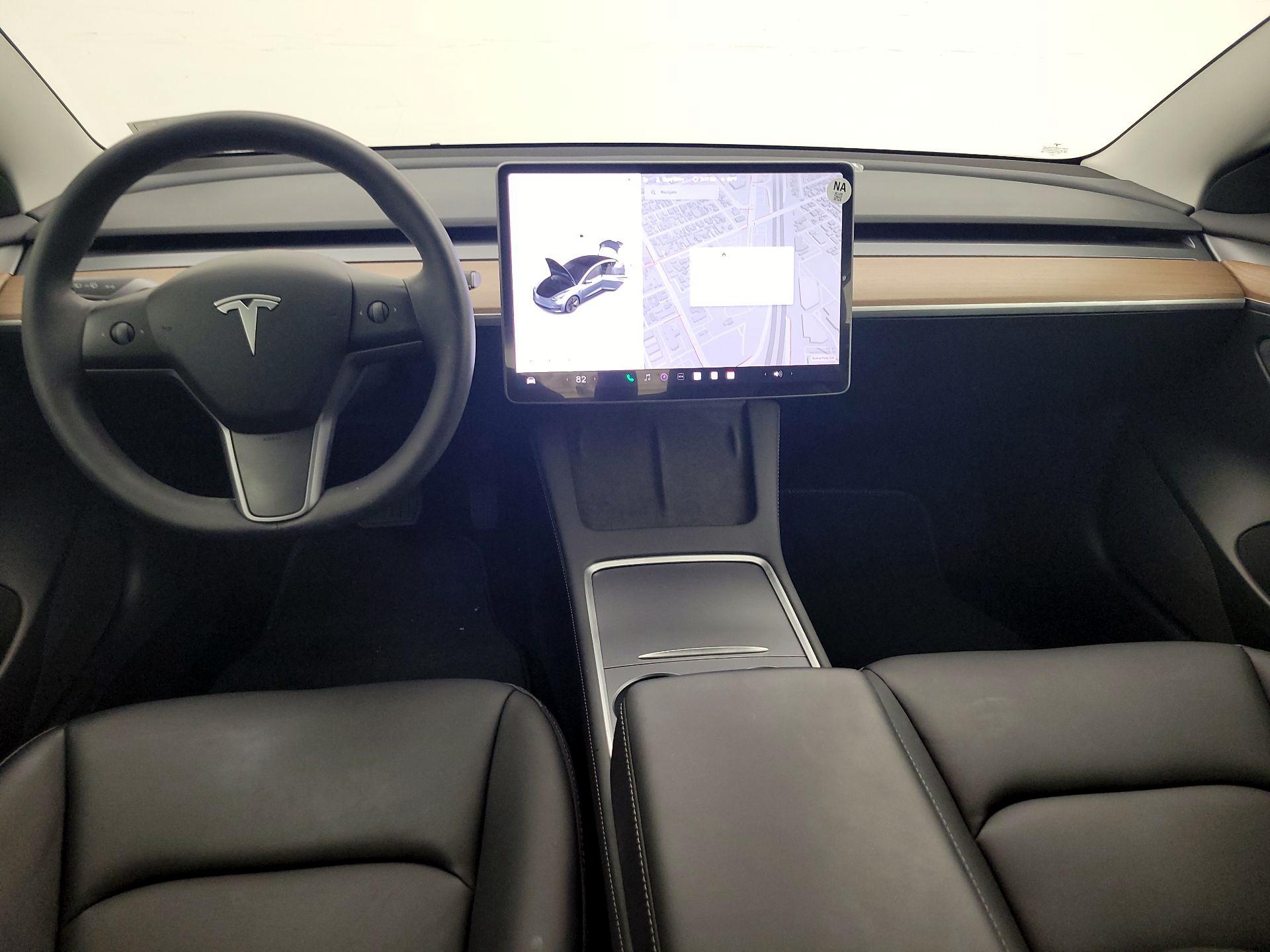 Thumbnail: 2023 Tesla Model 3 - 9