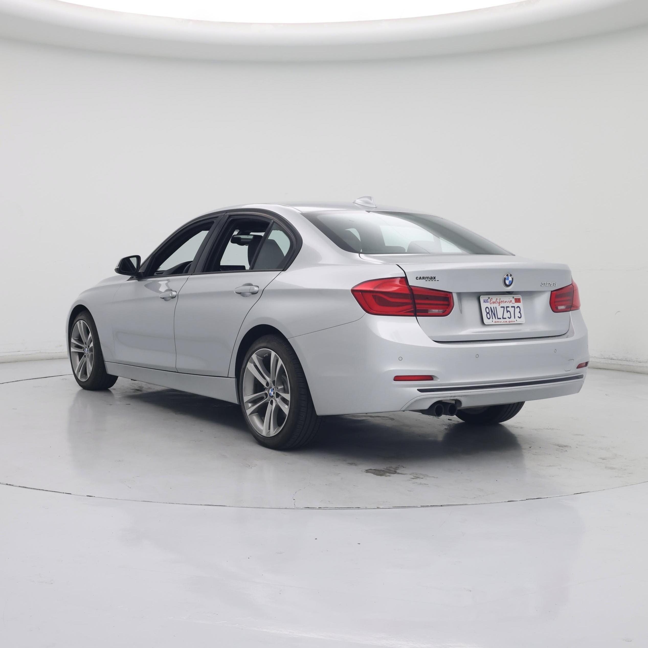 Thumbnail: 2016 BMW 3 Series - 2