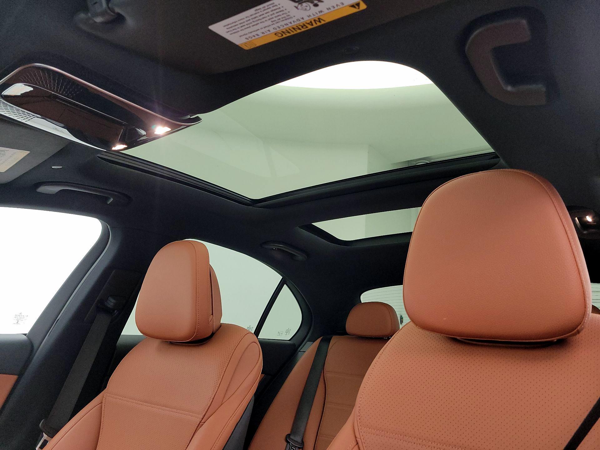 Thumbnail: 2023 Mercedes-Benz C-Class - 19