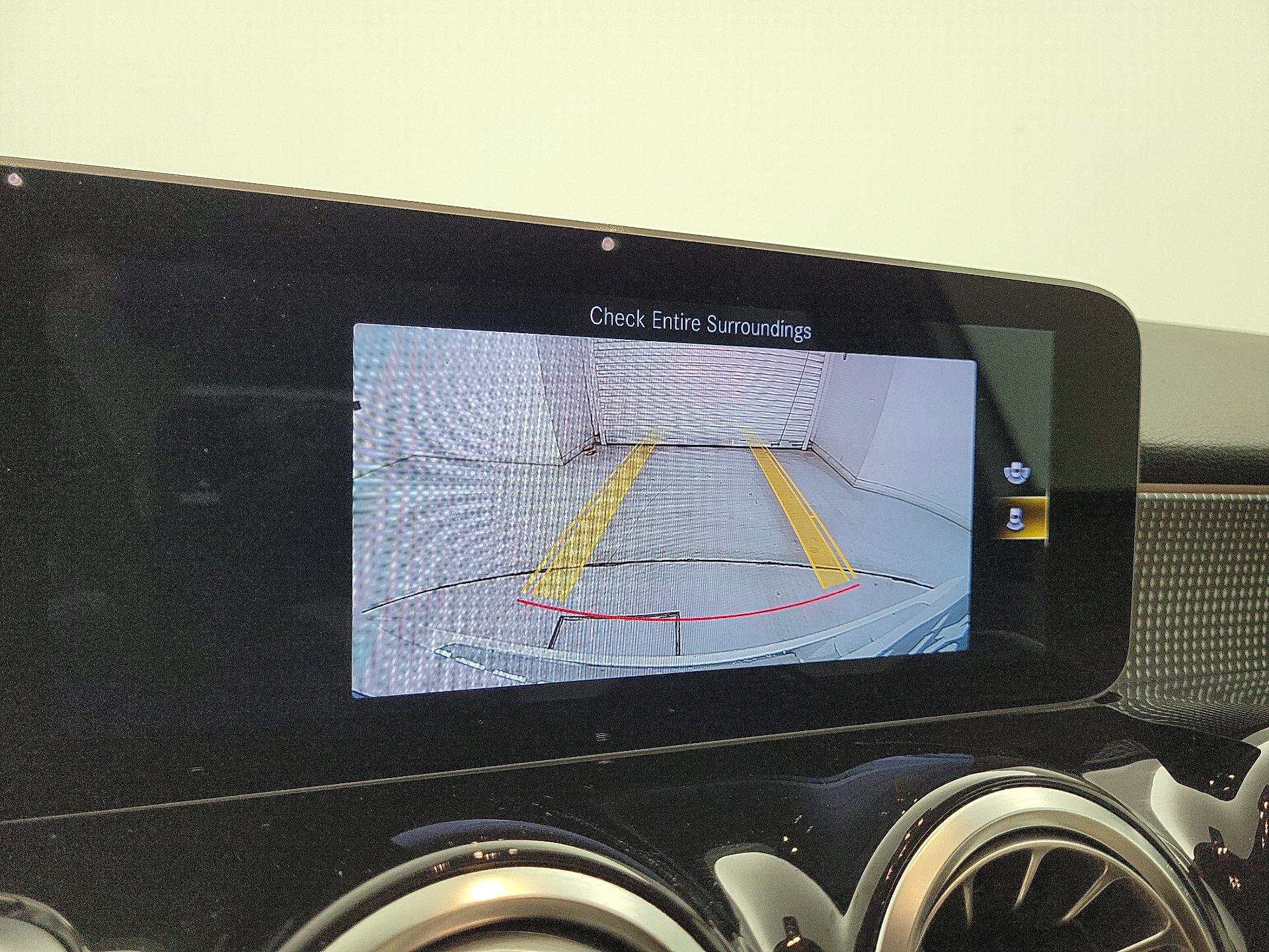 Thumbnail: 2021 Mercedes-Benz GLB - 14