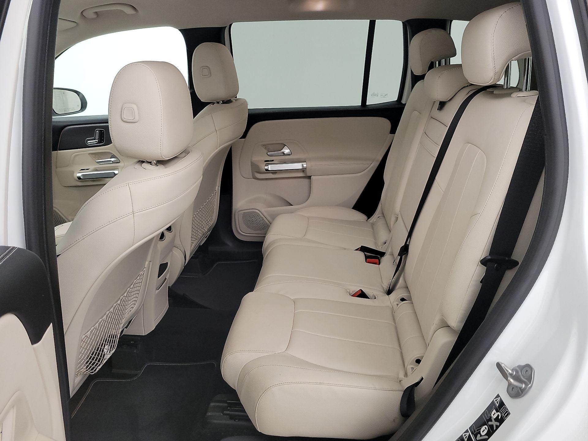 Thumbnail: 2021 Mercedes-Benz GLB - 19