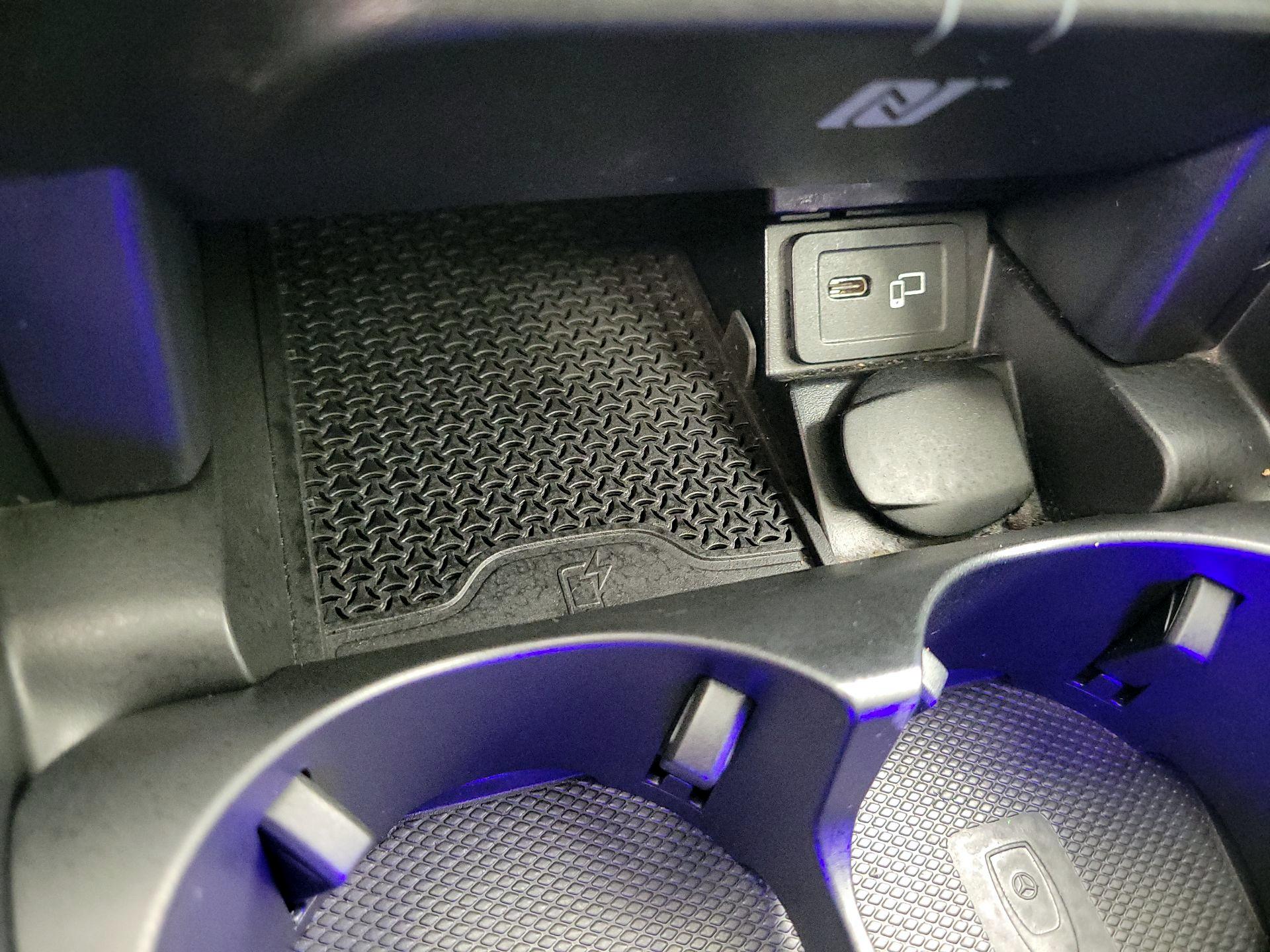 Thumbnail: 2021 Mercedes-Benz E-Class - 19