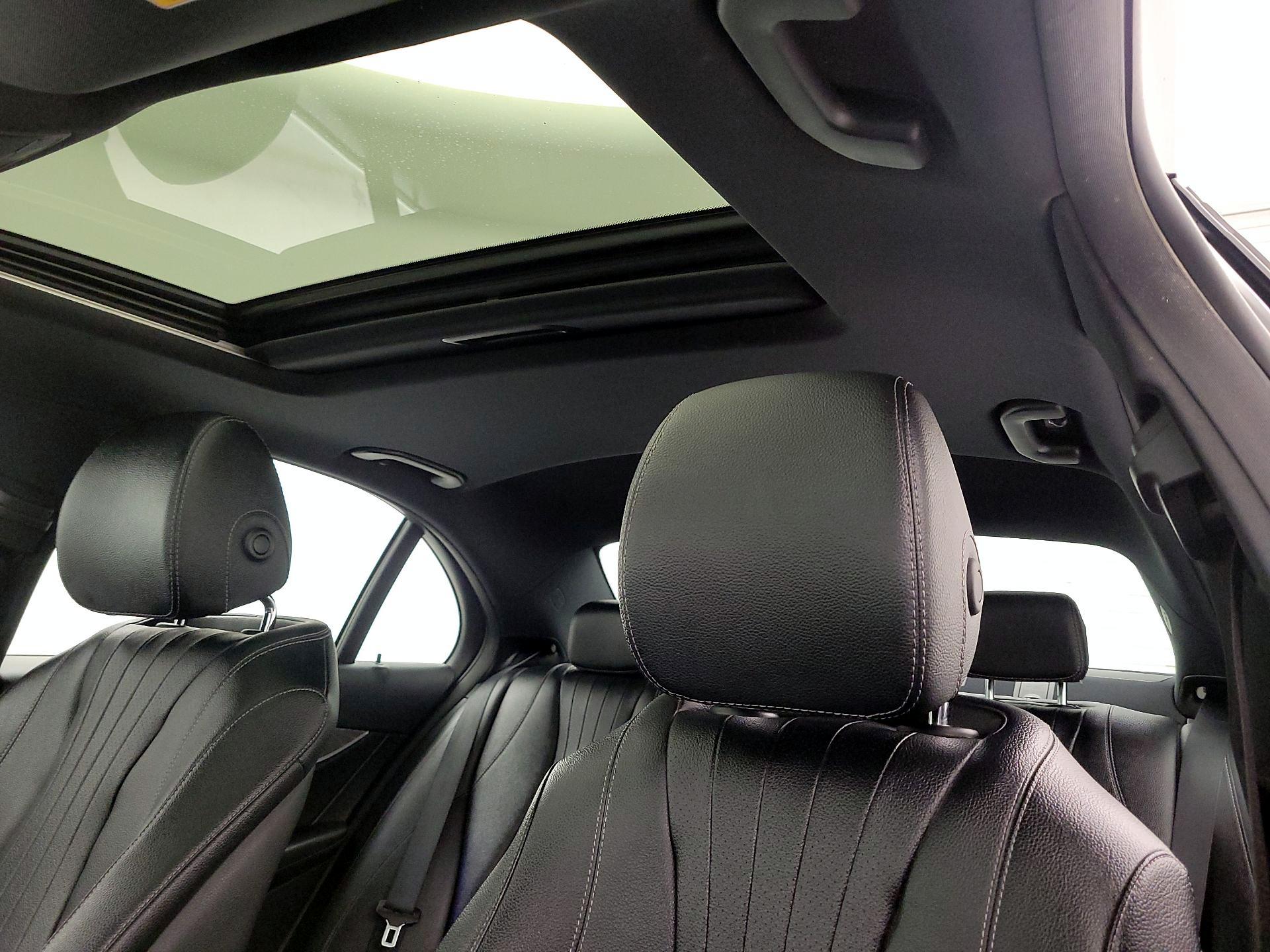 Thumbnail: 2021 Mercedes-Benz E-Class - 20