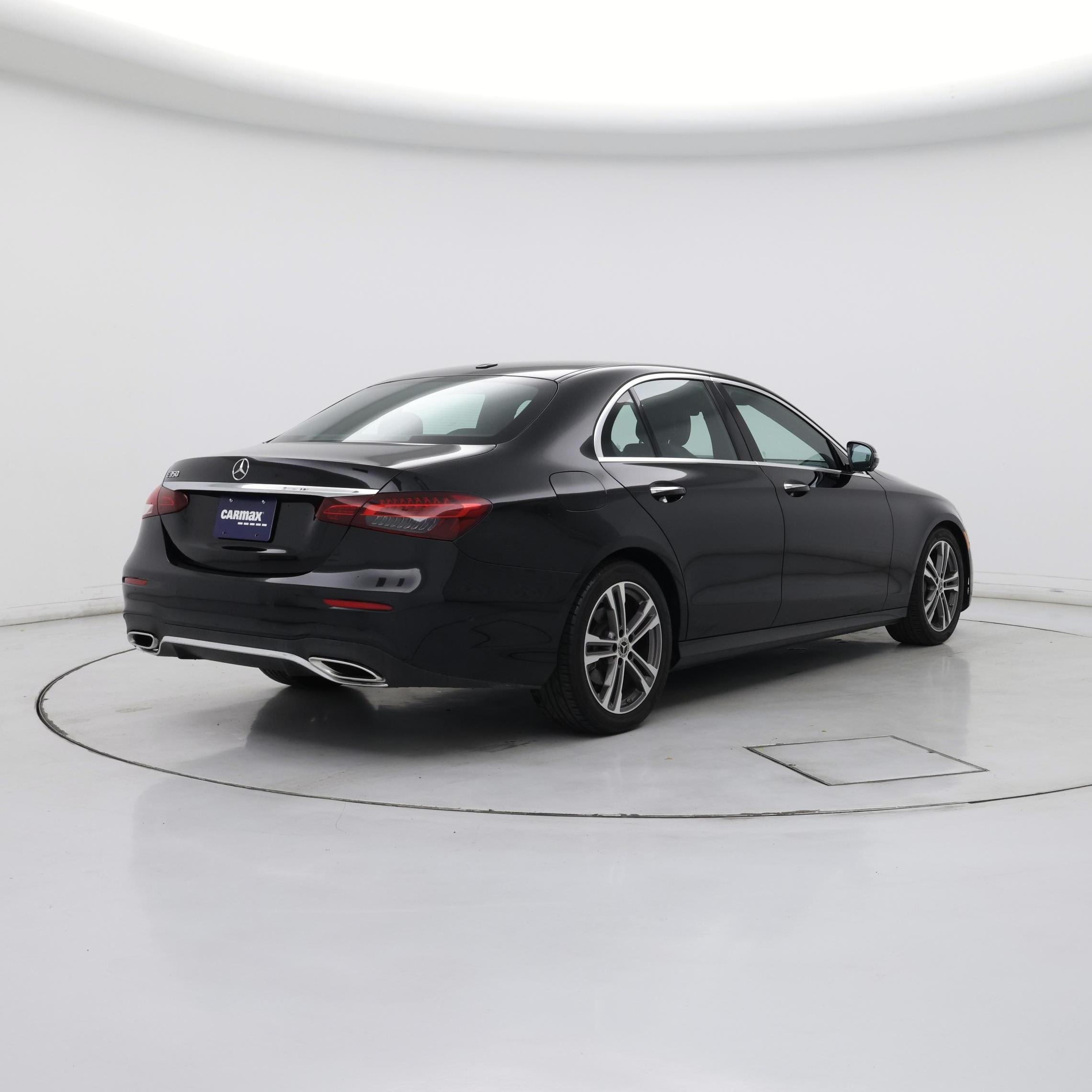 Thumbnail: 2021 Mercedes-Benz E-Class - 8