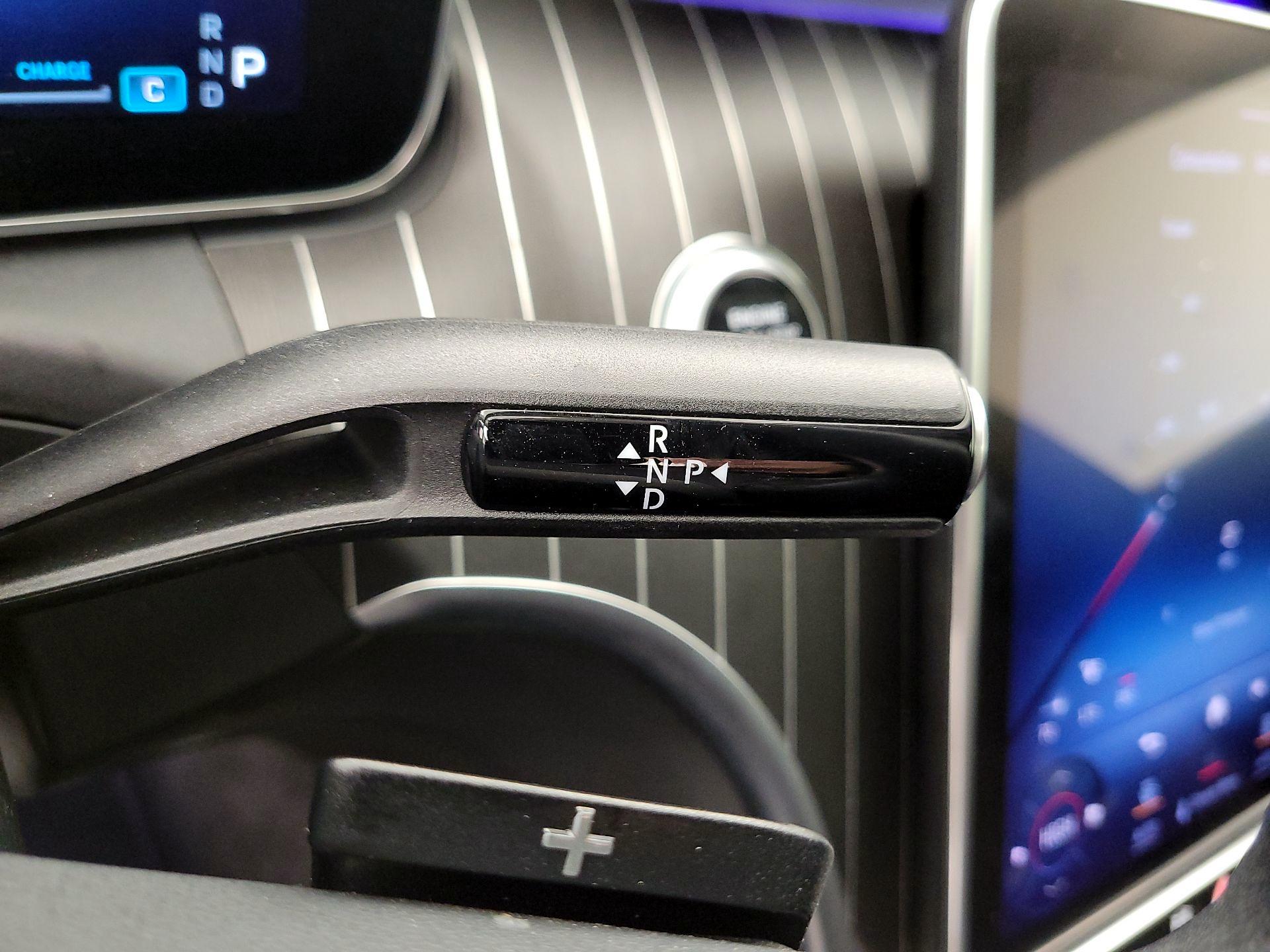 Thumbnail: 2023 Mercedes-Benz C-Class - 17