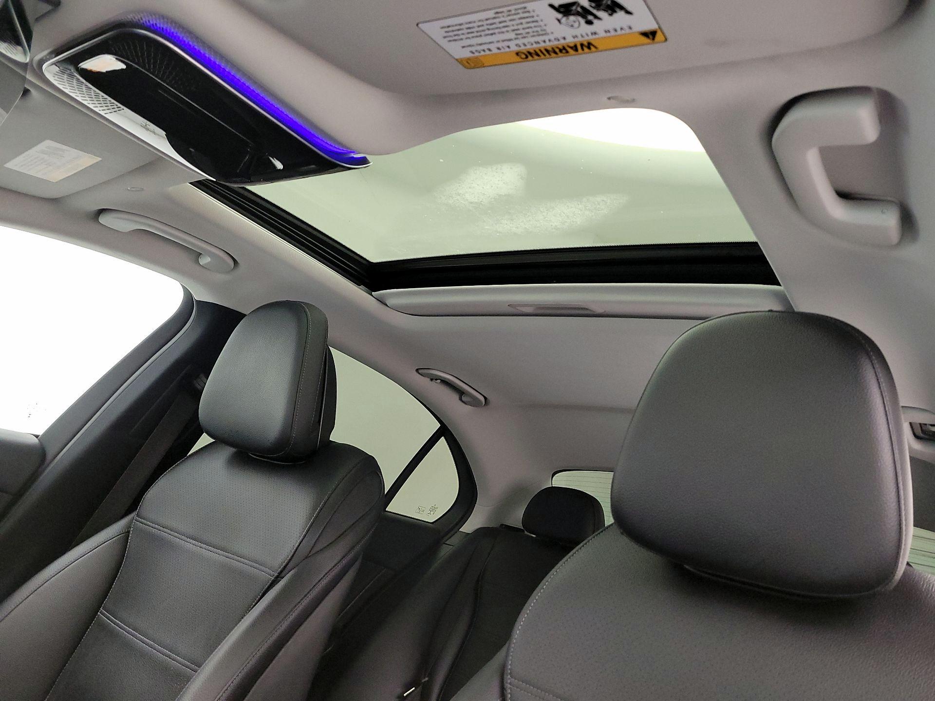 Thumbnail: 2023 Mercedes-Benz C-Class - 19