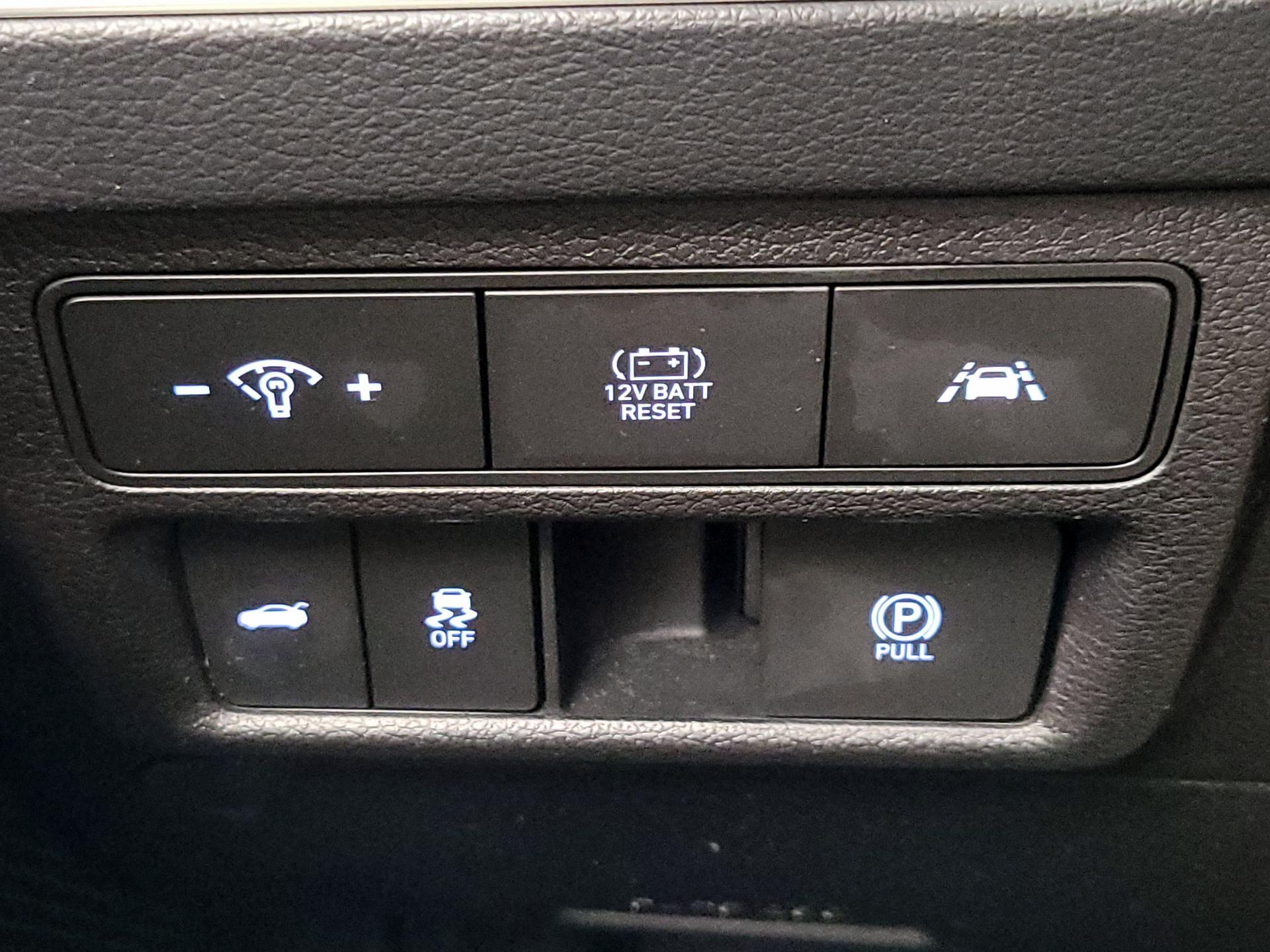 Thumbnail: 2020 Hyundai Sonata - 13