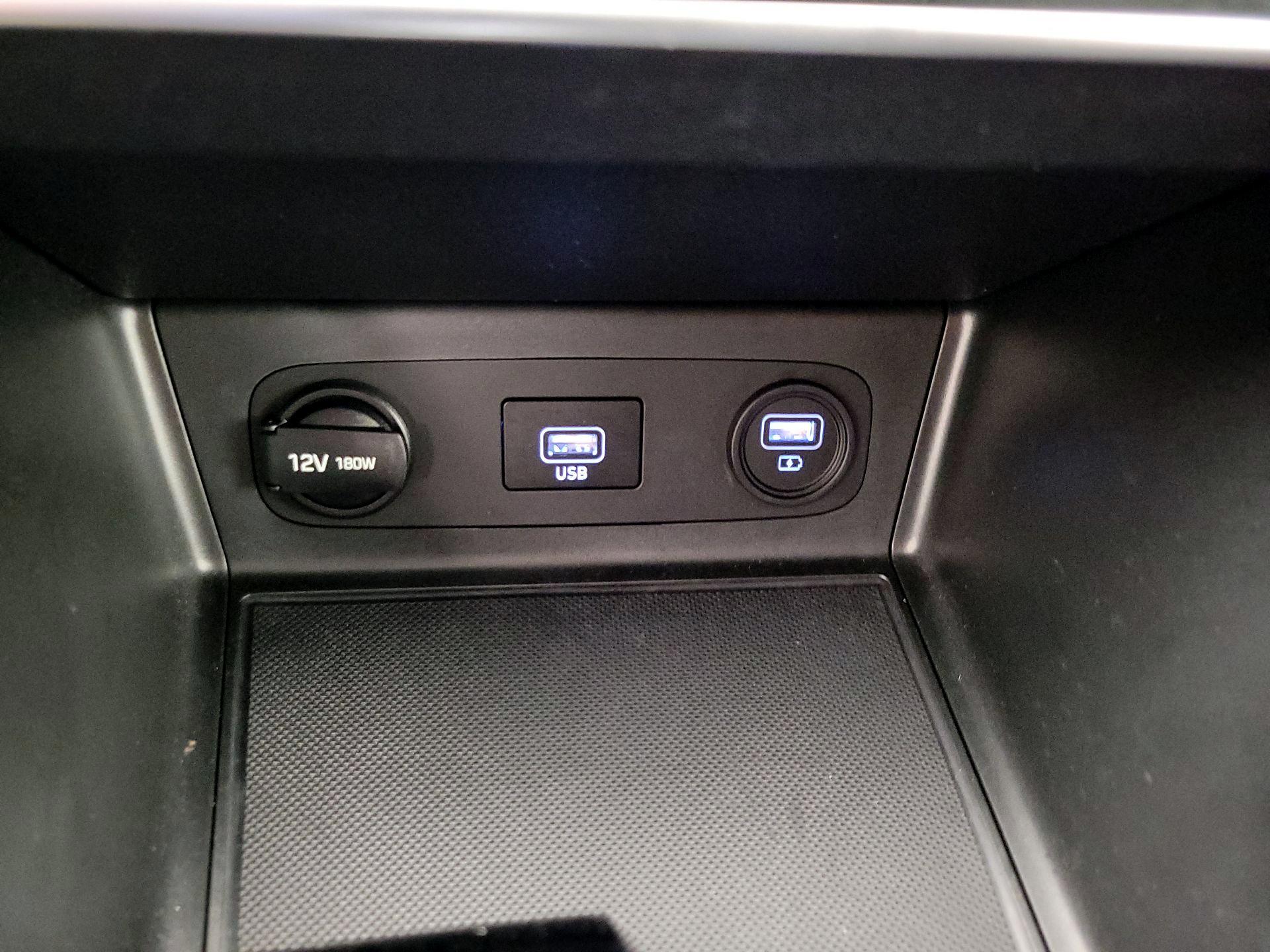 Thumbnail: 2020 Hyundai Sonata - 18