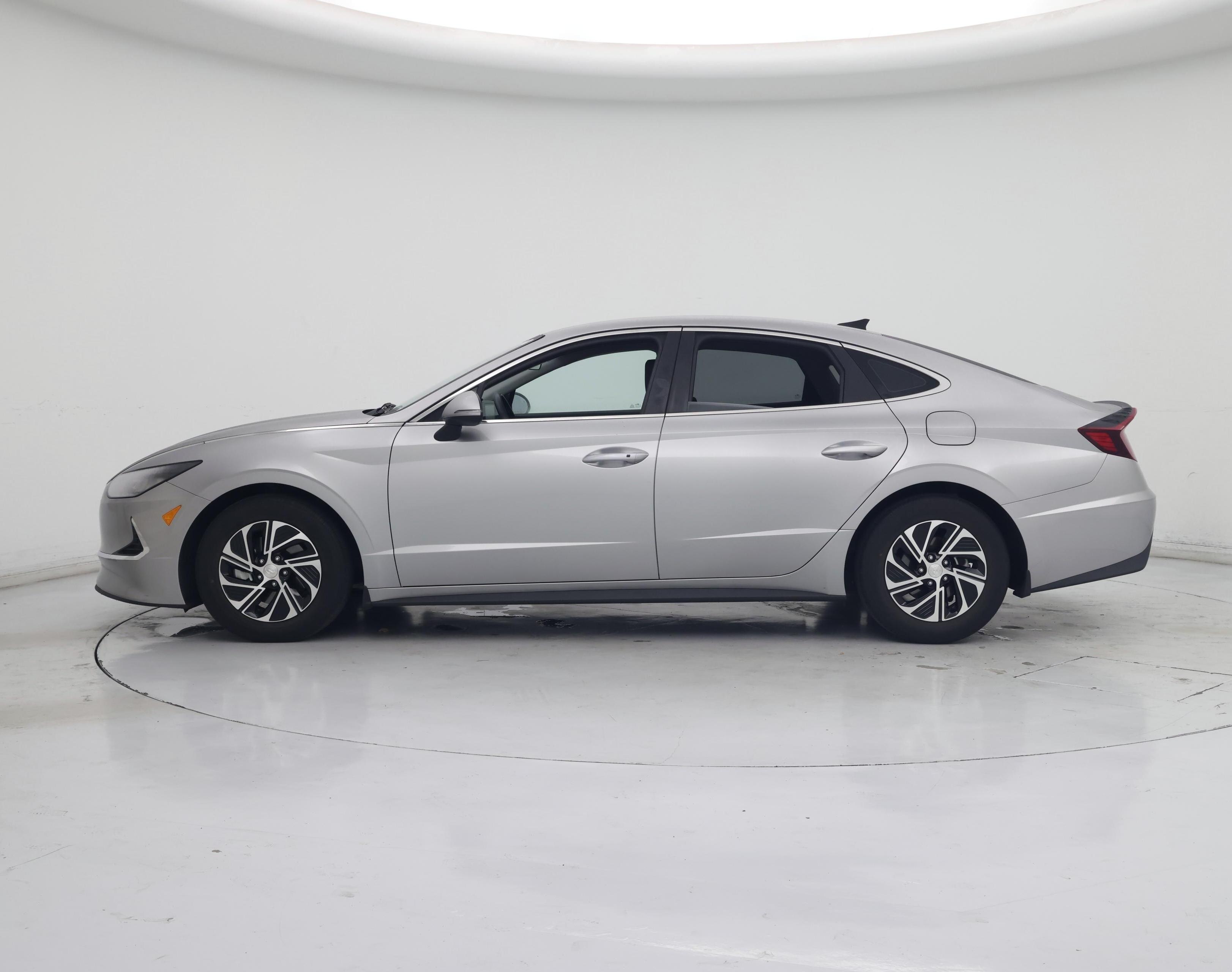 Thumbnail: 2020 Hyundai Sonata - 3