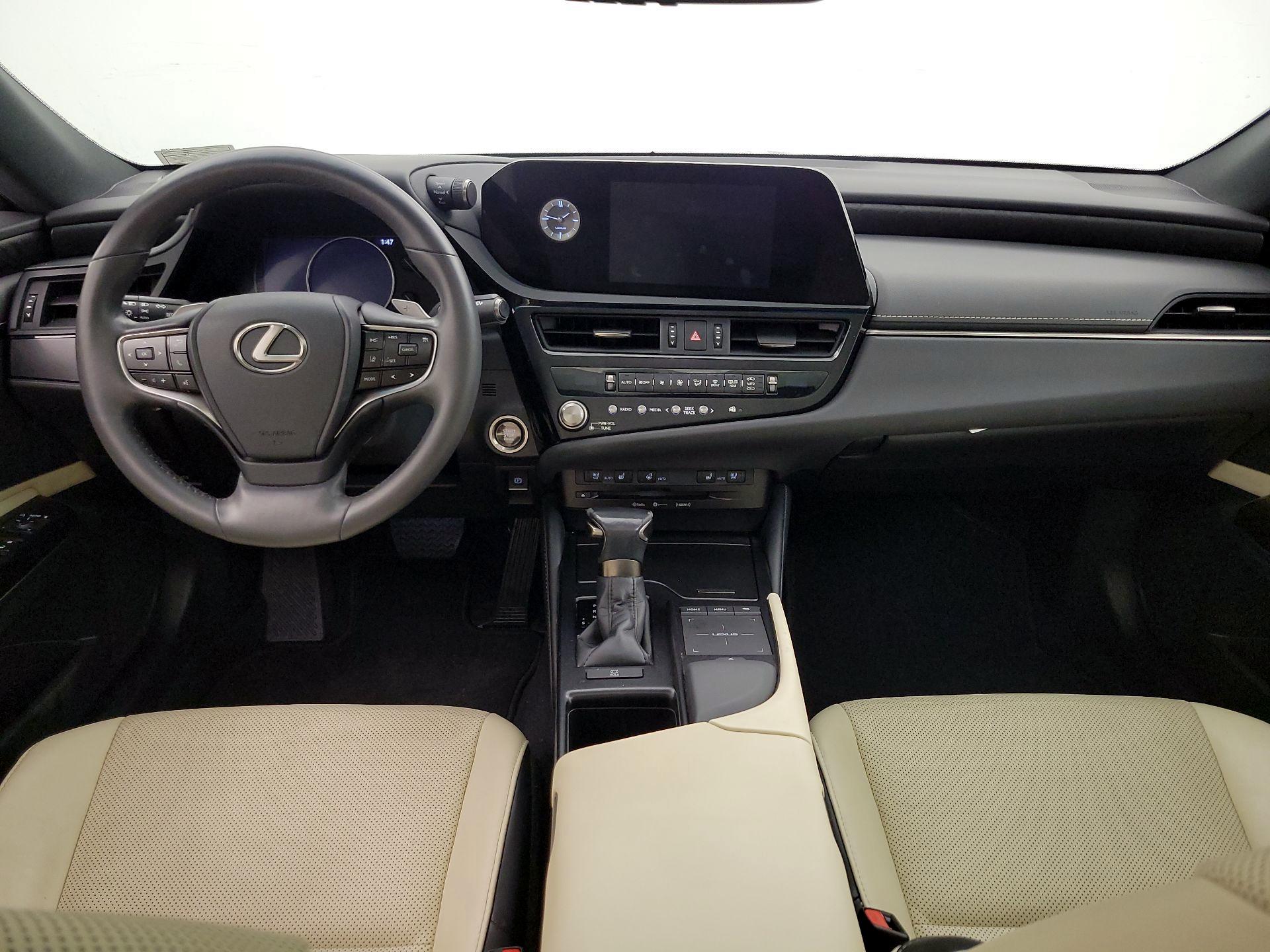 Thumbnail: 2022 Lexus ES - 9