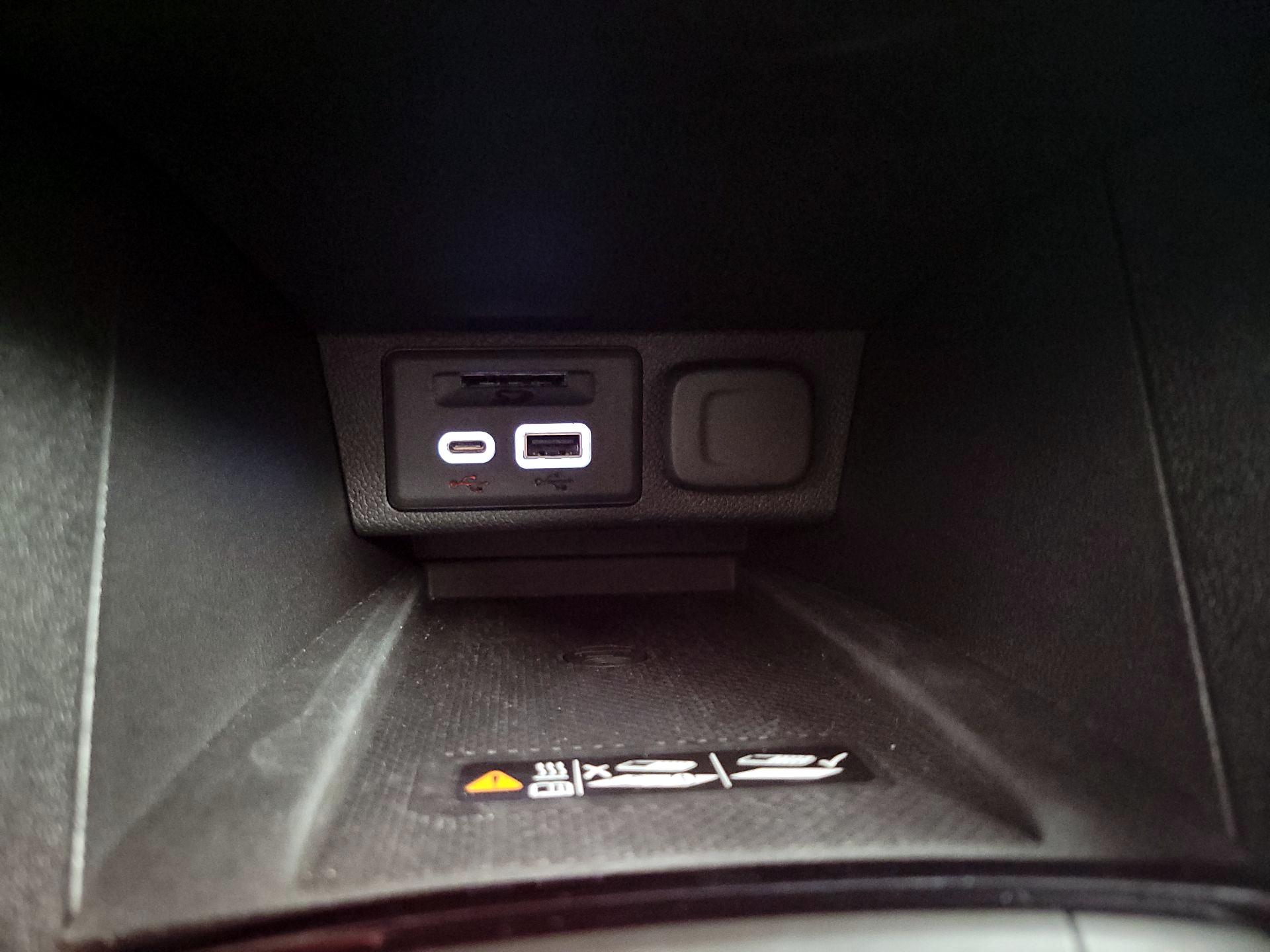 Thumbnail: 2022 Chevrolet Bolt EUV - 18