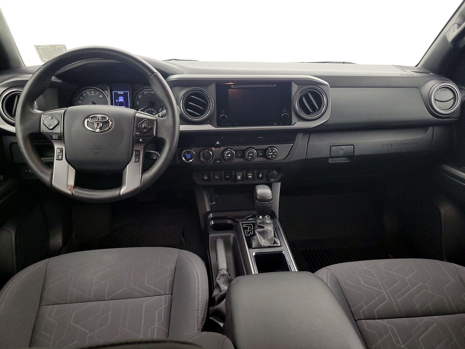 Thumbnail: 2019 Toyota Tacoma - 9