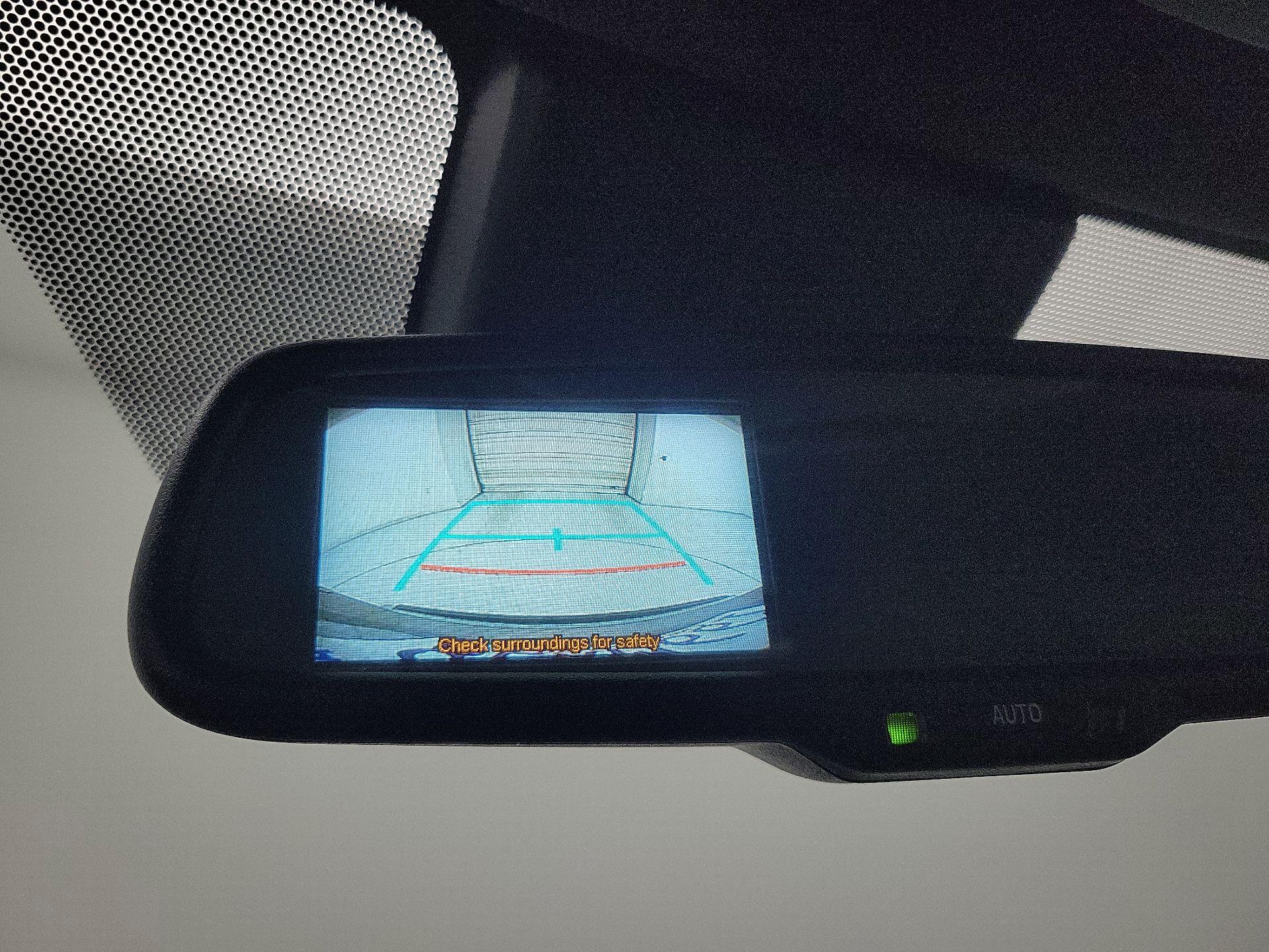 Thumbnail: 2018 Toyota C-HR - 14