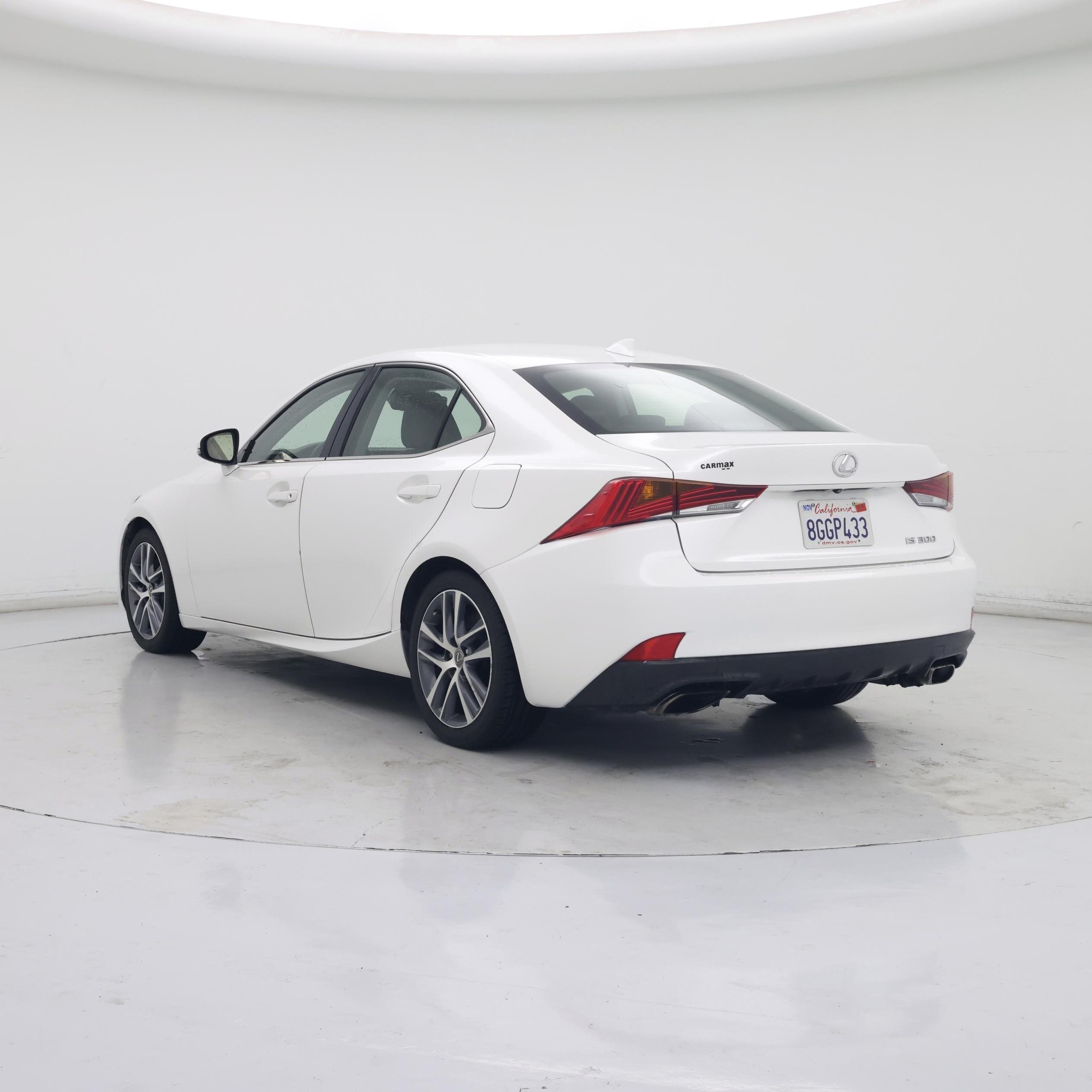 Thumbnail: 2018 Lexus IS - 2