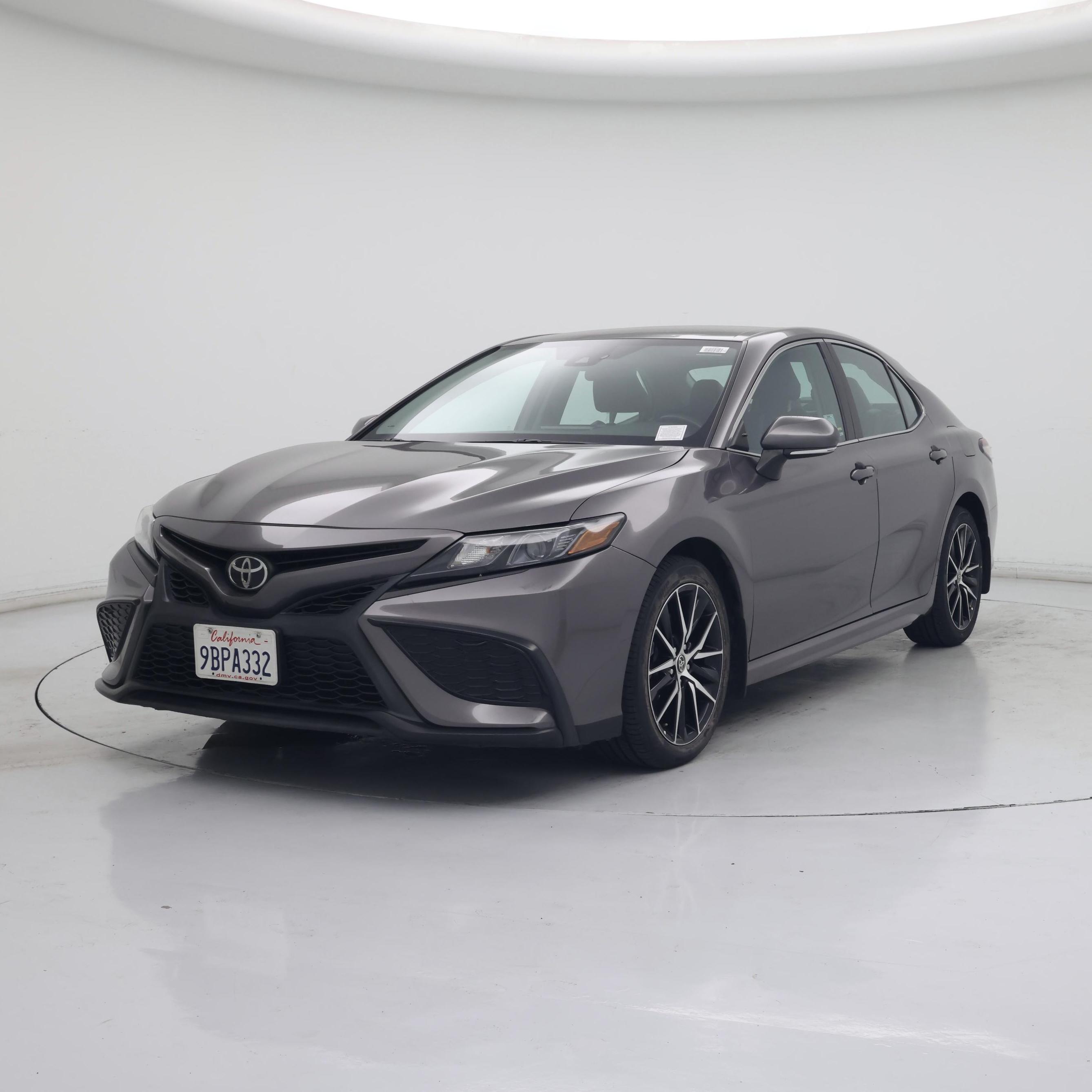Thumbnail: 2022 Toyota Camry - 4