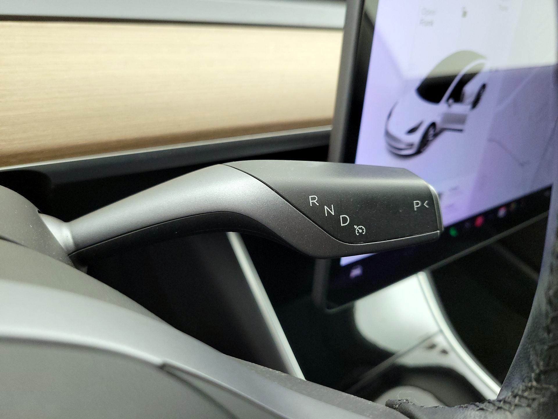 Thumbnail: 2019 Tesla Model 3 - 17