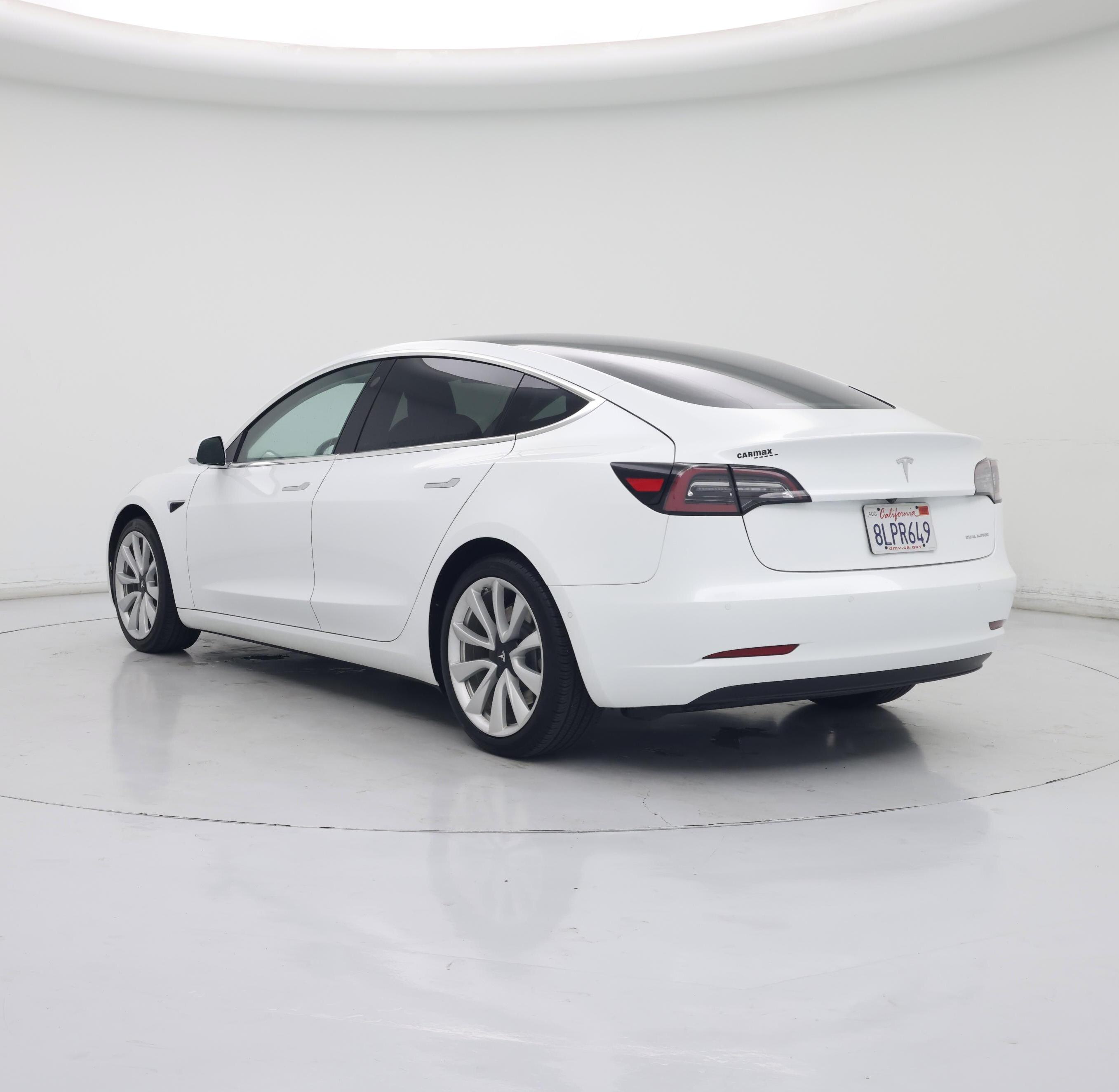 Thumbnail: 2019 Tesla Model 3 - 2