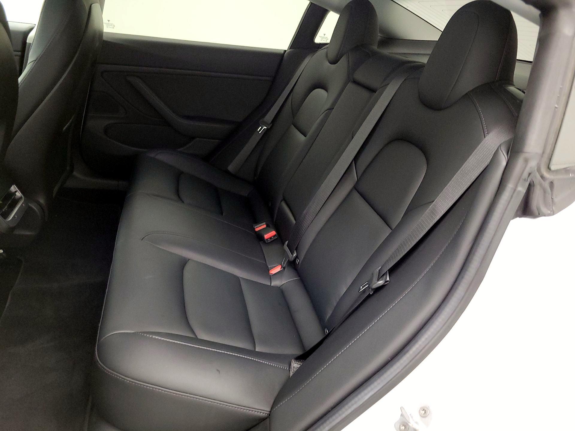 Thumbnail: 2019 Tesla Model 3 - 20