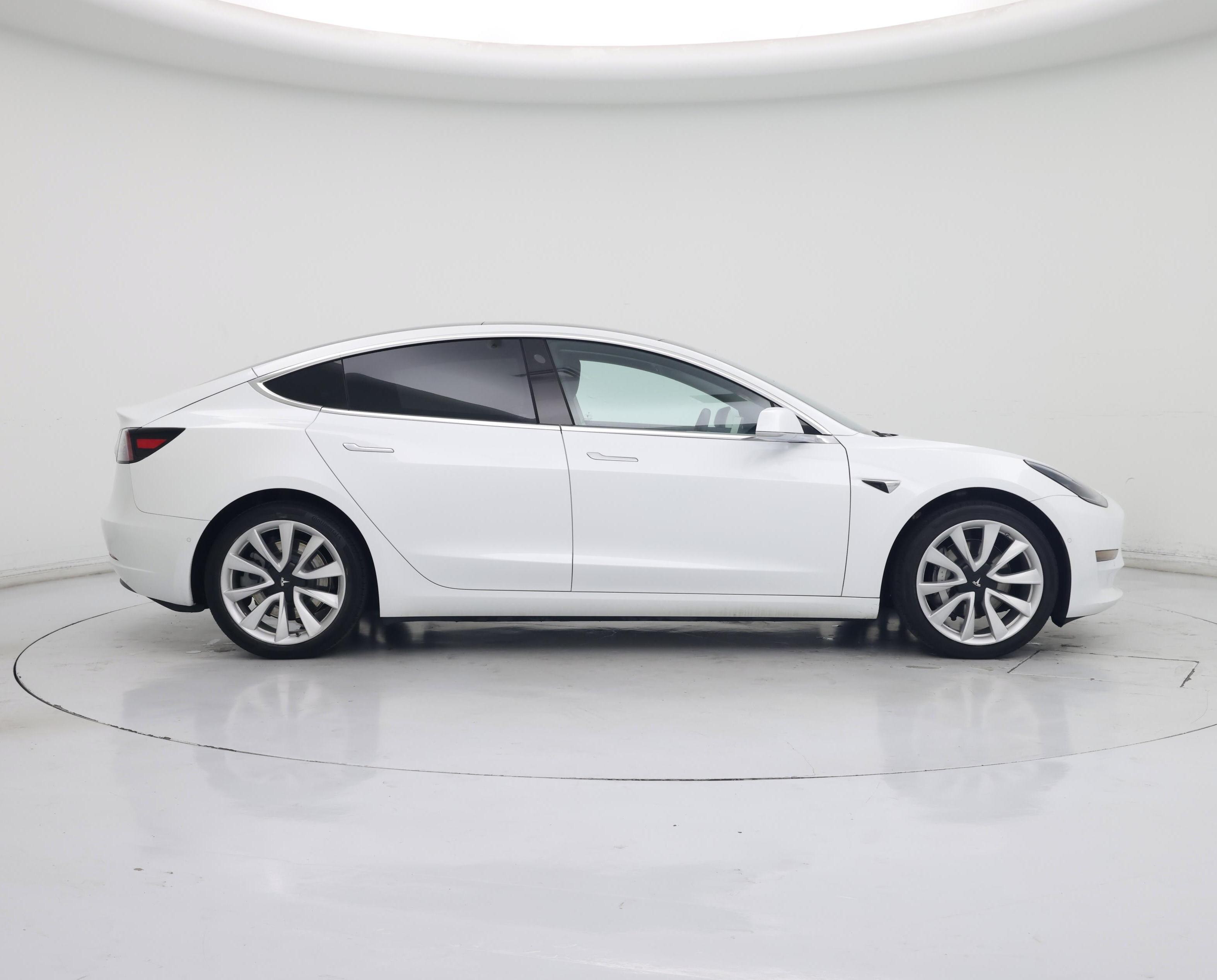 Thumbnail: 2019 Tesla Model 3 - 7