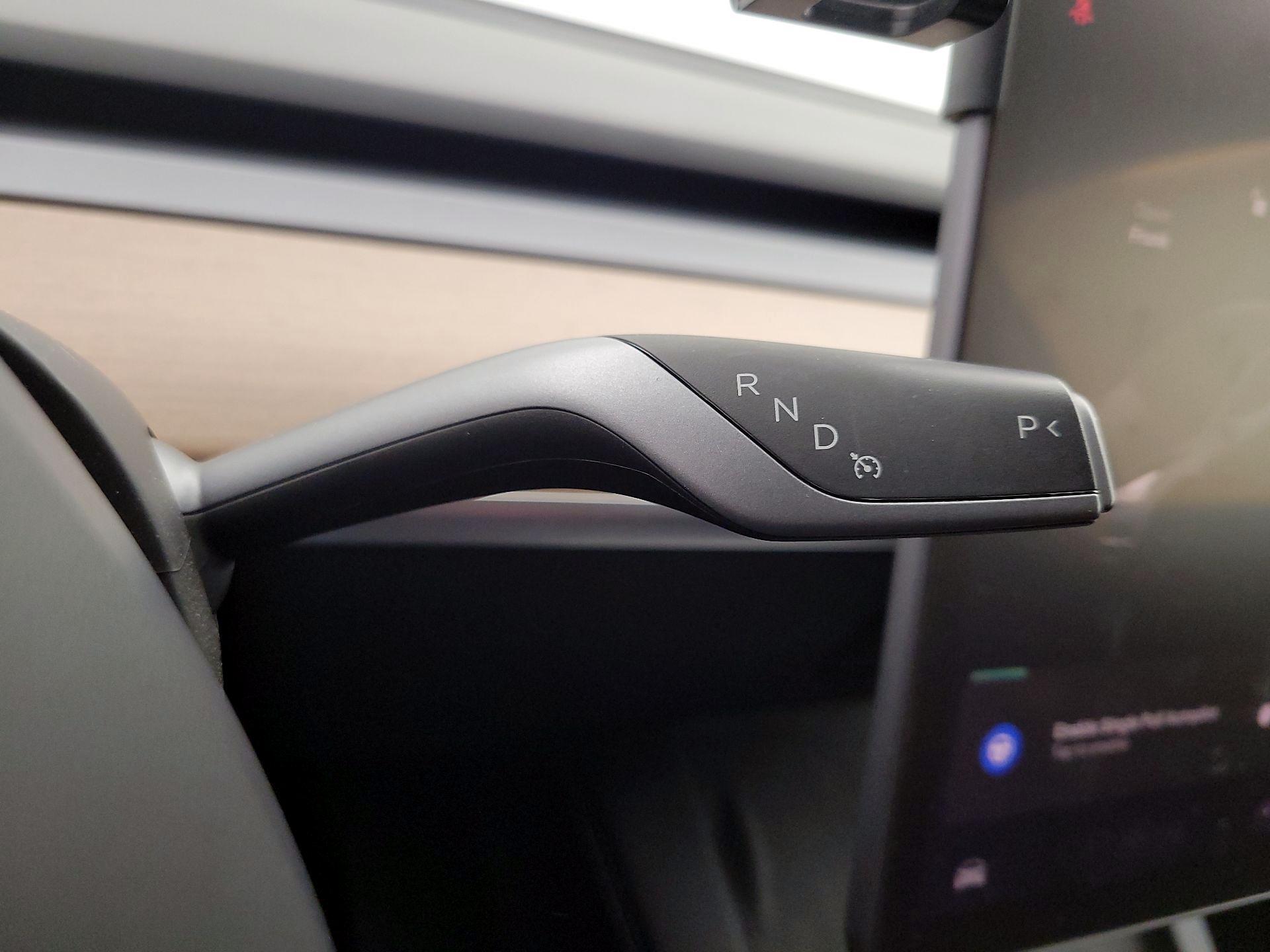 Thumbnail: 2022 Tesla Model Y - 17