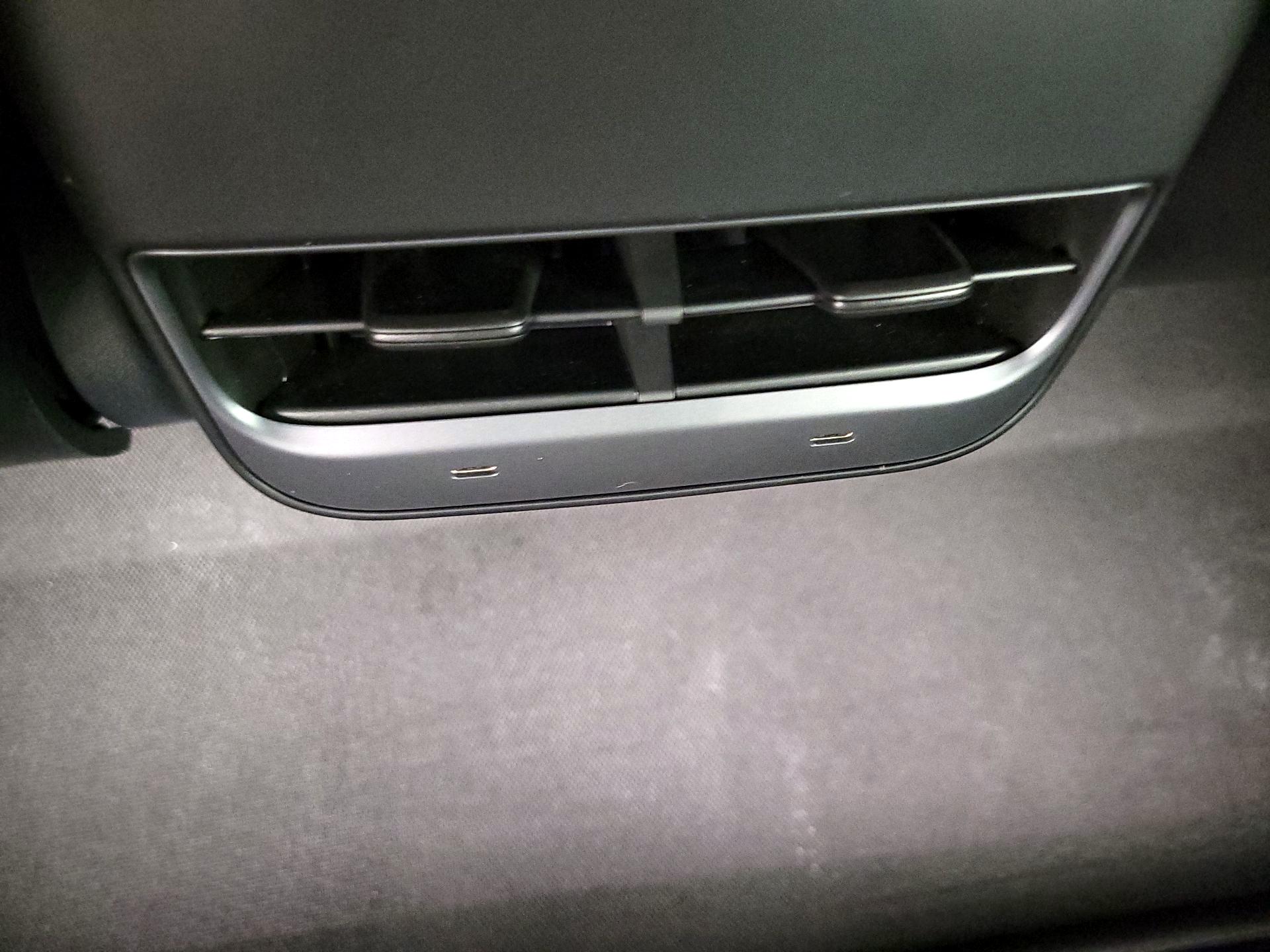 Thumbnail: 2022 Tesla Model Y - 18