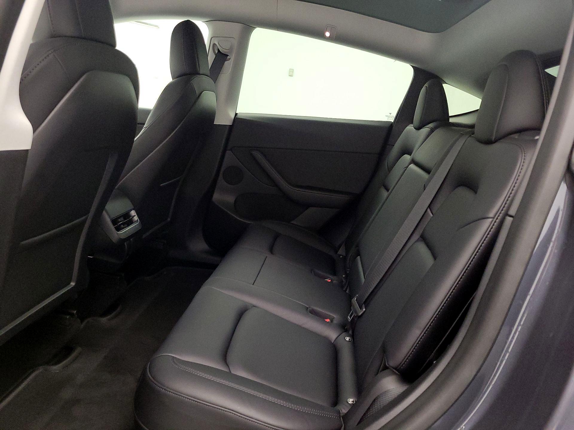 Thumbnail: 2022 Tesla Model Y - 20