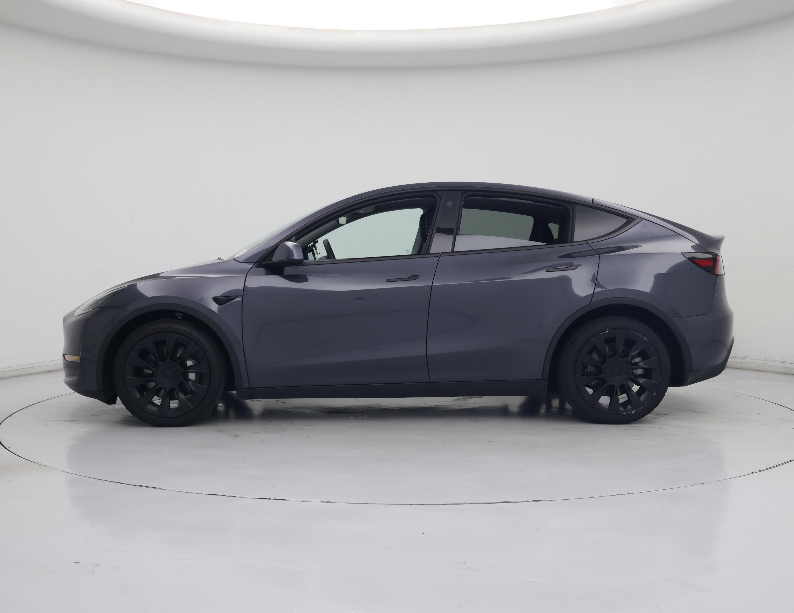 Thumbnail: 2022 Tesla Model Y - 3