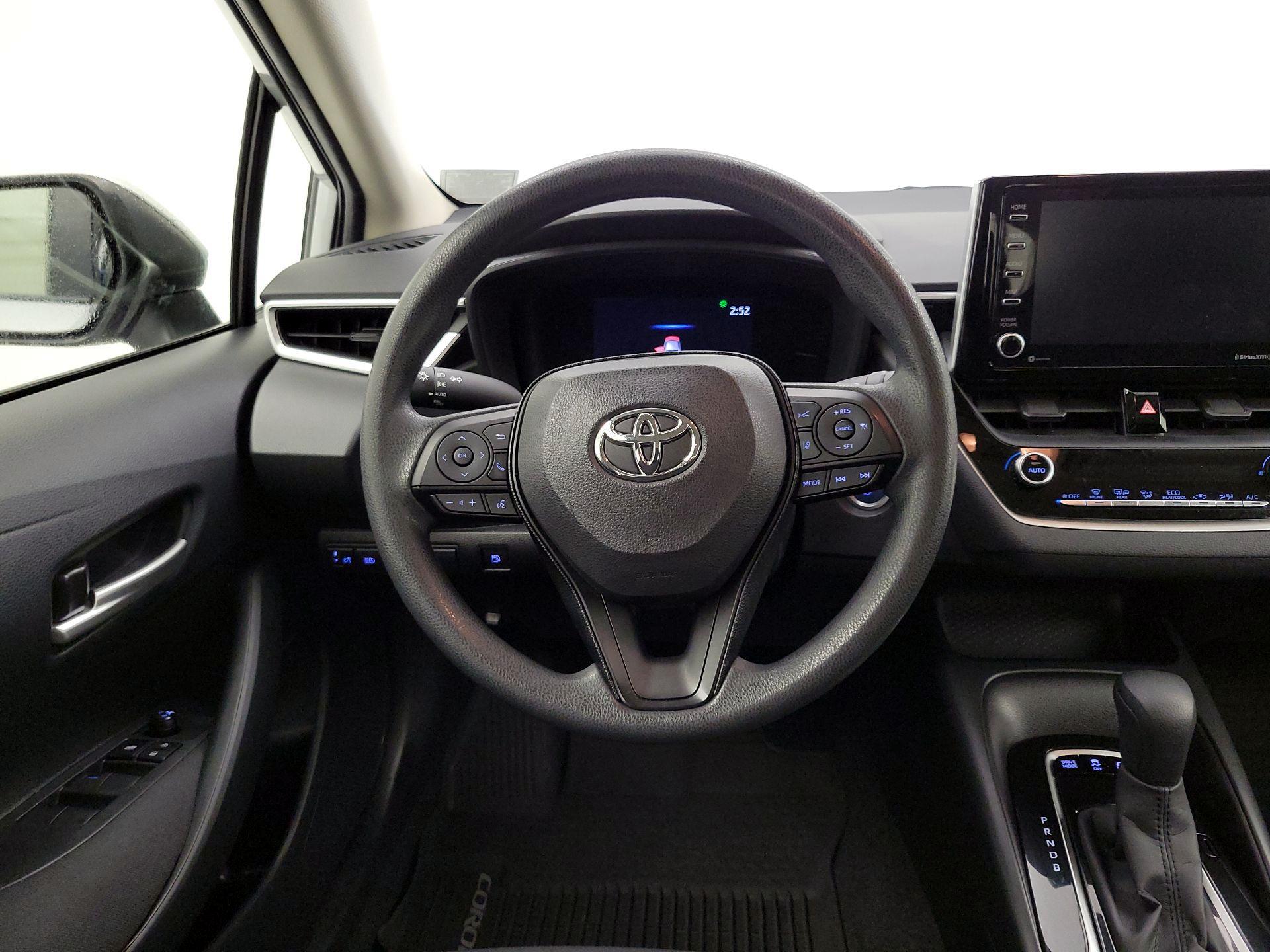 Thumbnail: 2021 Toyota Corolla - 10