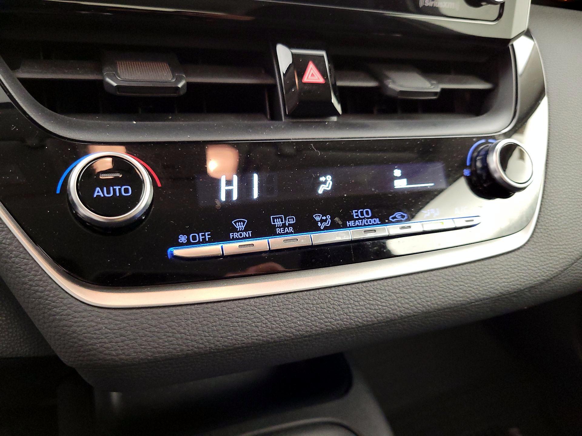 Thumbnail: 2021 Toyota Corolla - 16