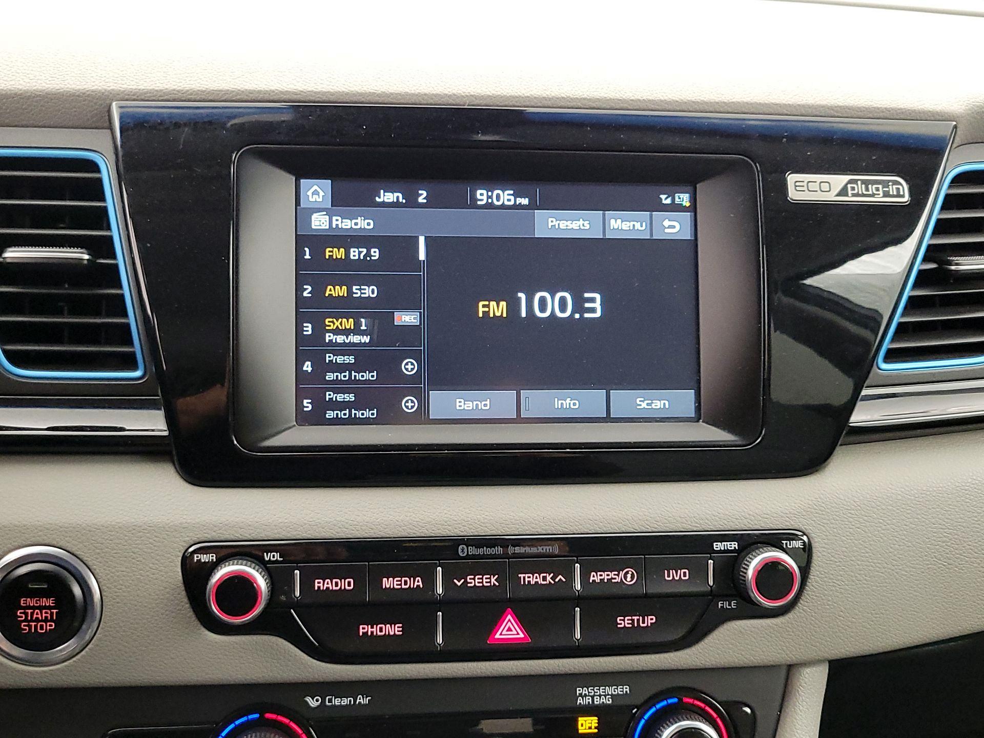 Thumbnail: 2018 Kia Niro - 15