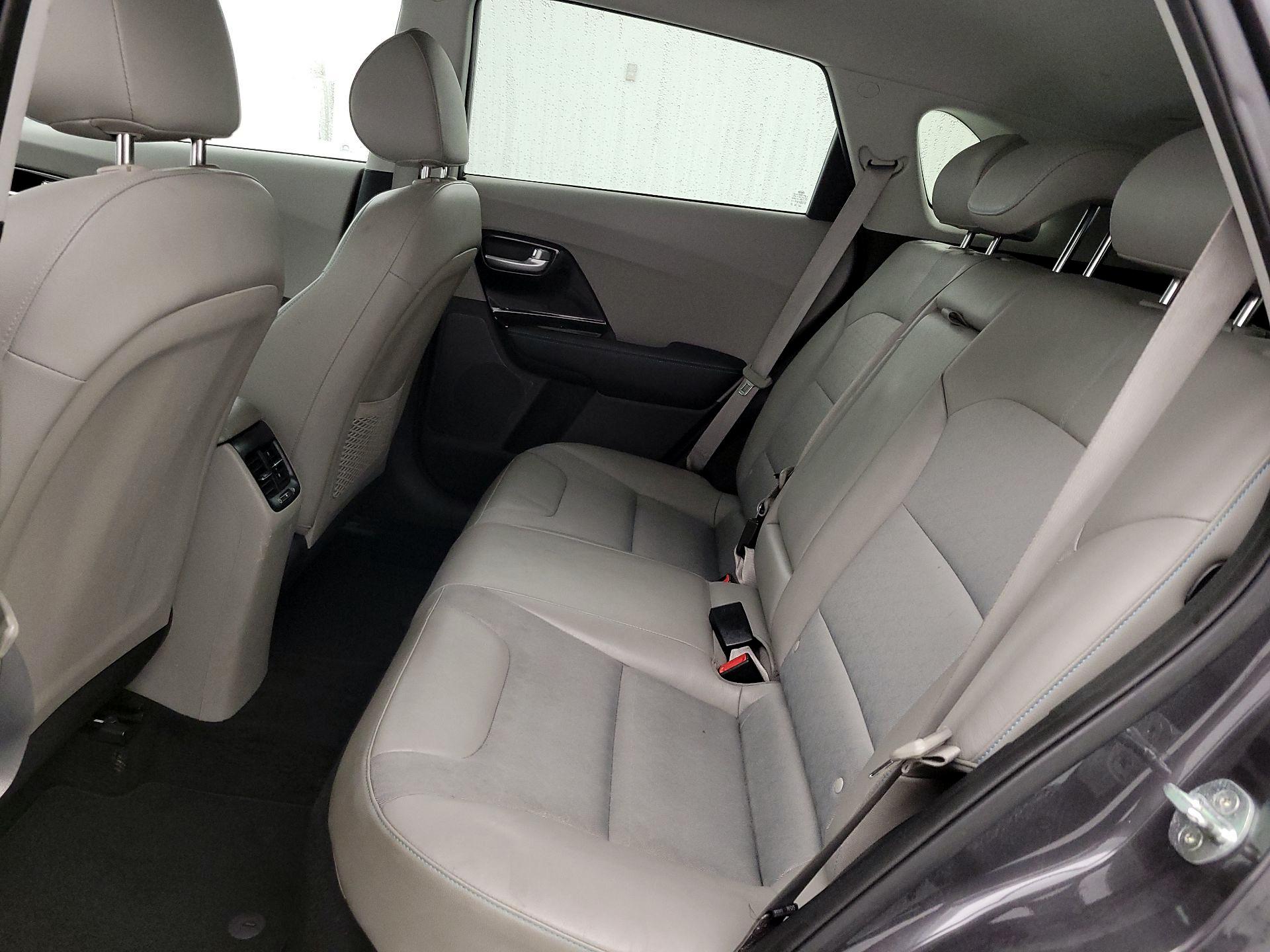 Thumbnail: 2018 Kia Niro - 19