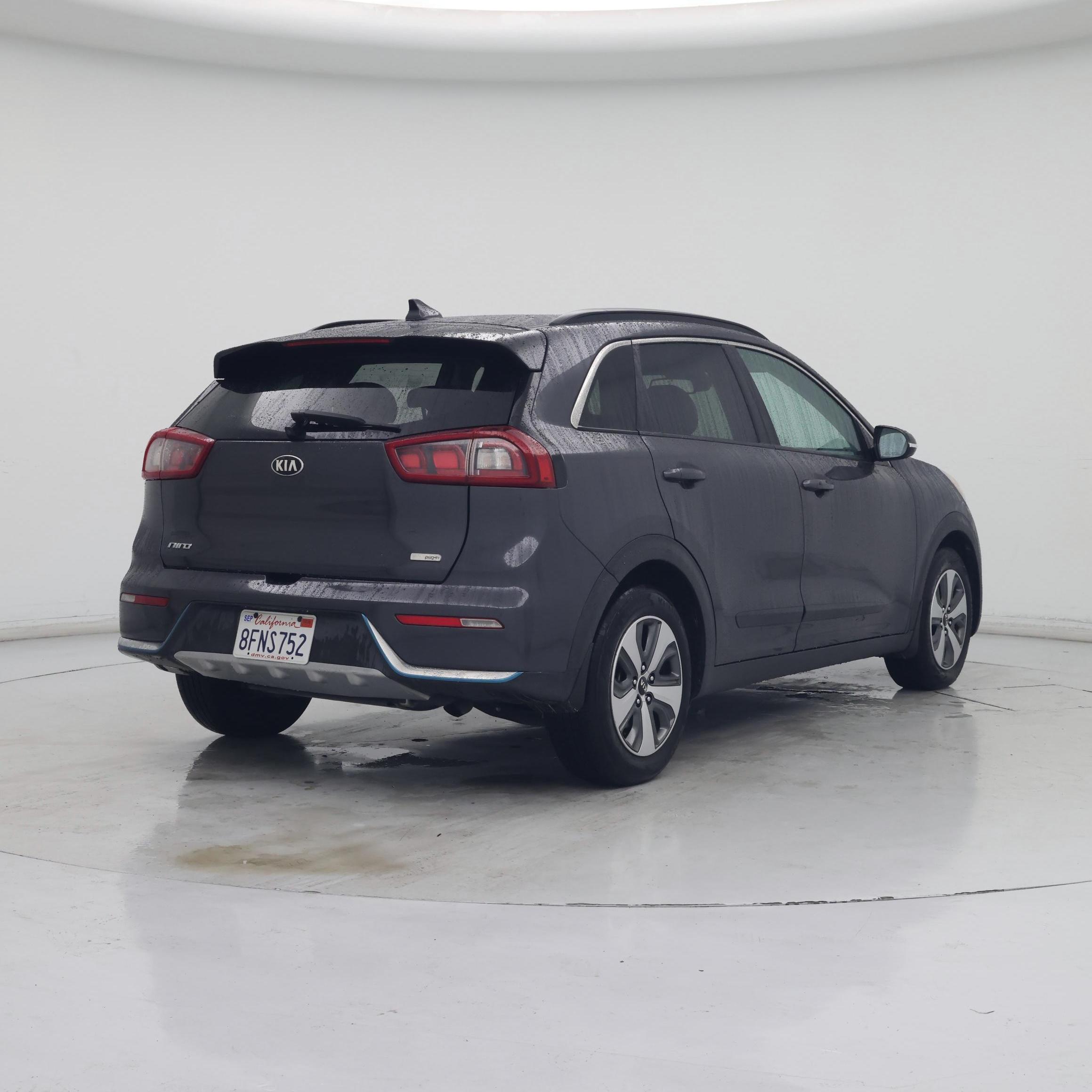Thumbnail: 2018 Kia Niro - 8