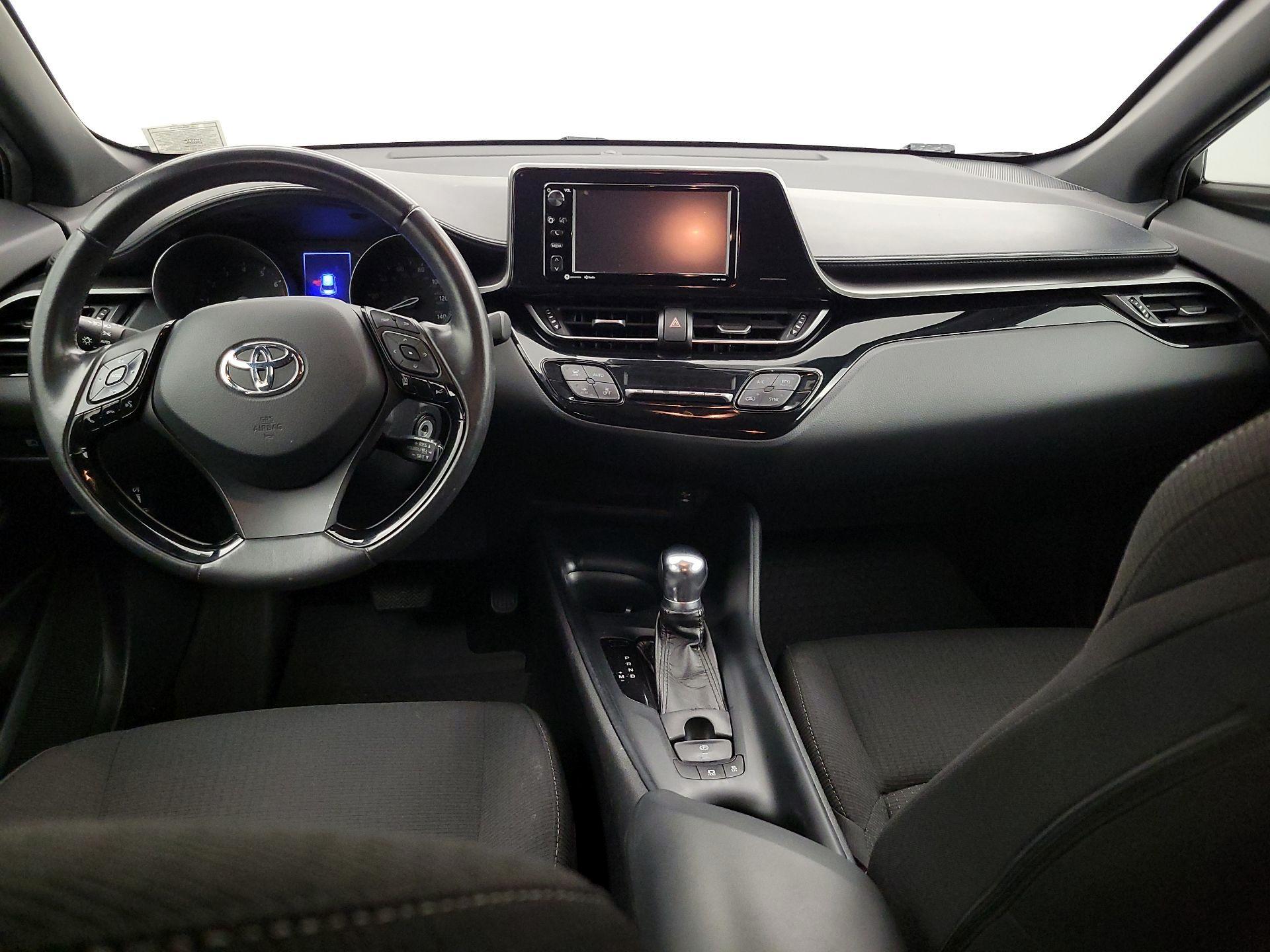 Thumbnail: 2018 Toyota C-HR - 9