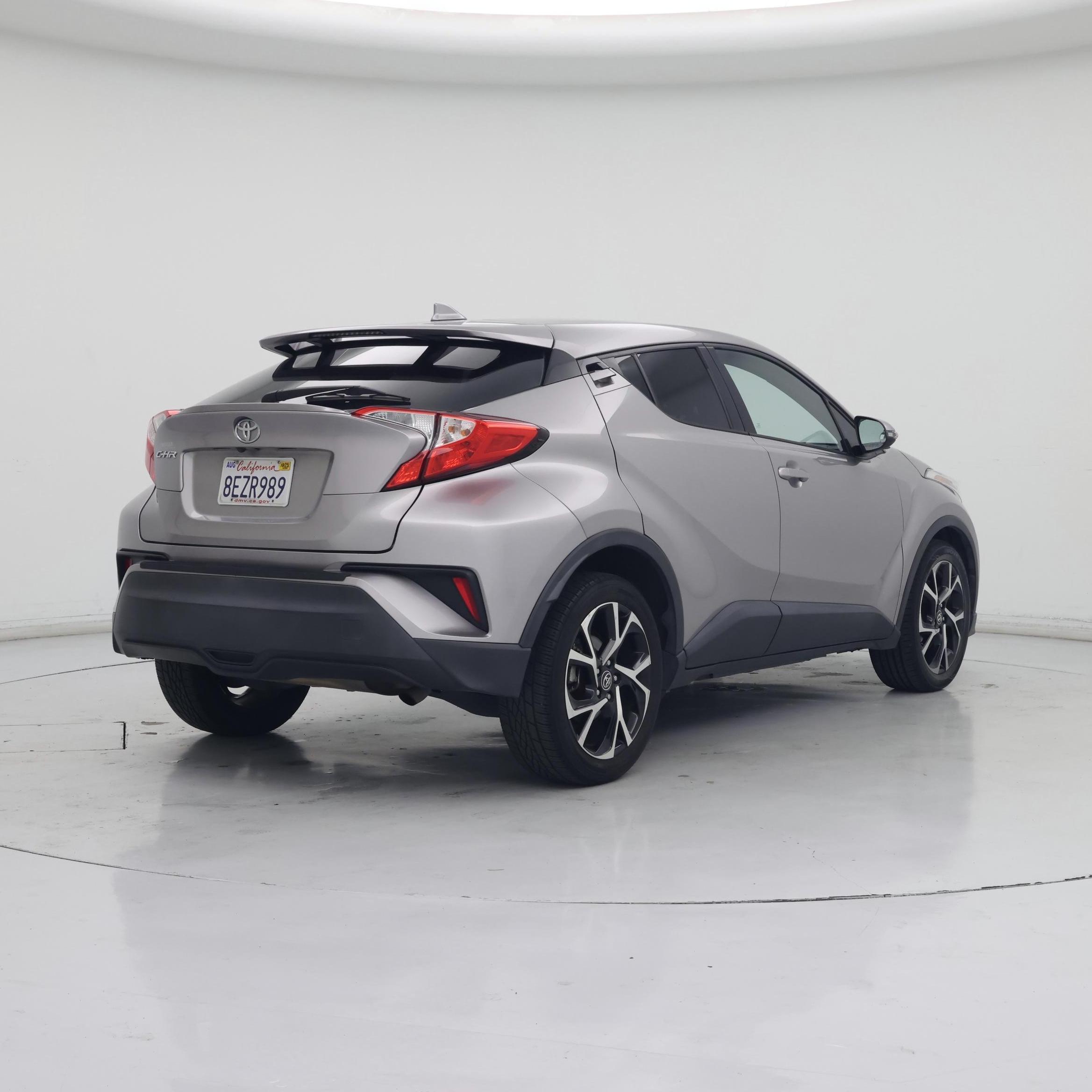 Thumbnail: 2018 Toyota C-HR - 8