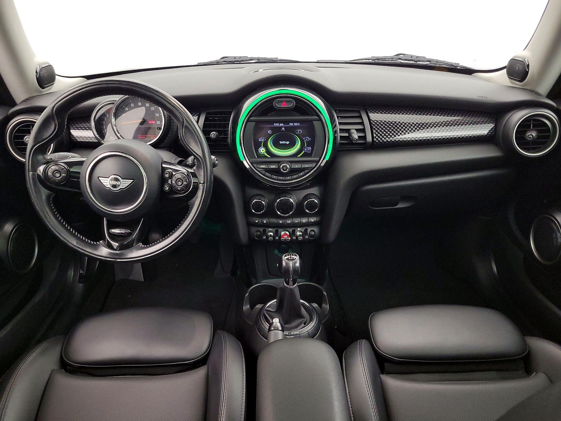 Thumbnail: 2015 MINI Cooper Hardtop - 9