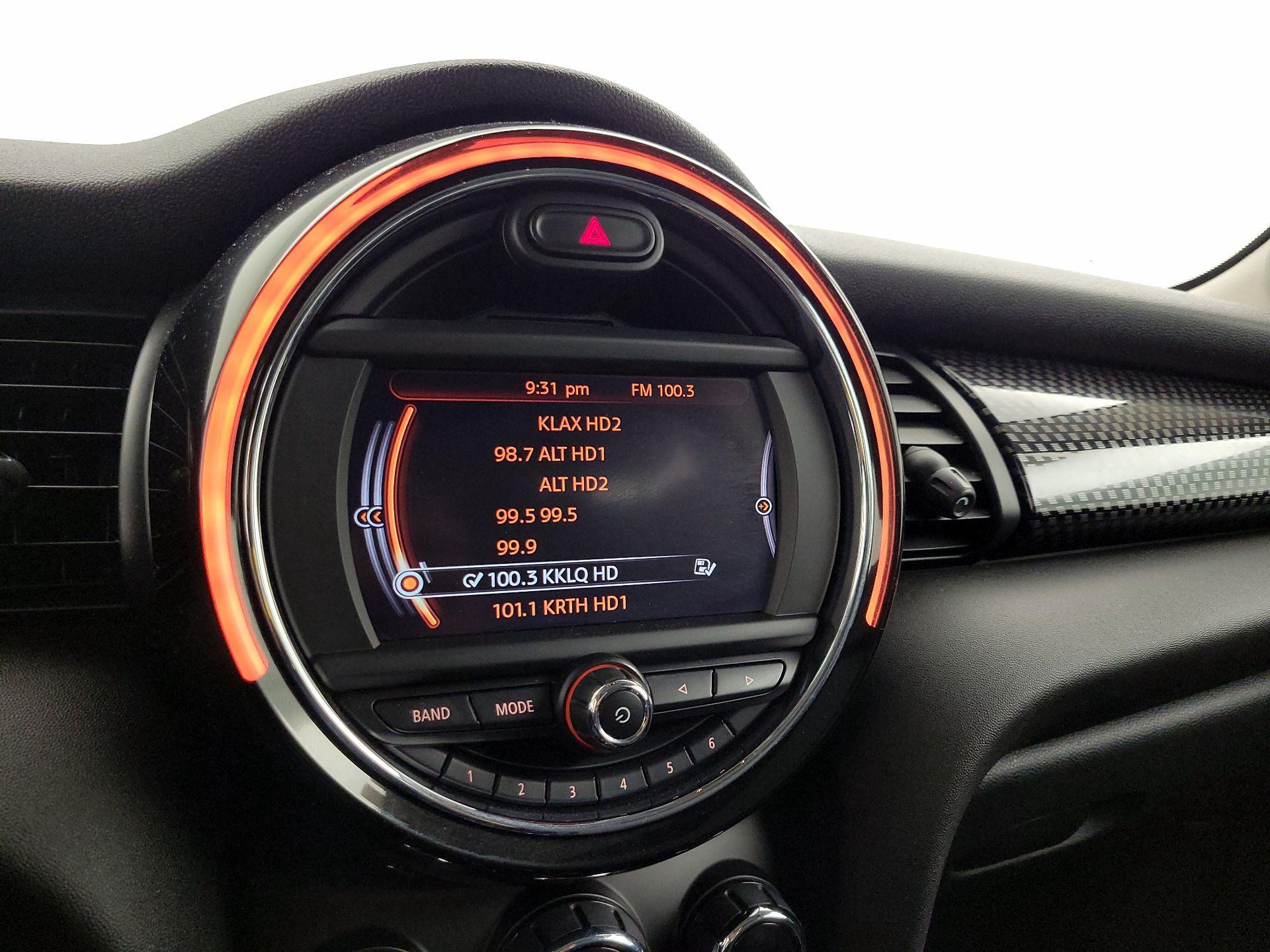 Thumbnail: 2015 MINI Cooper Hardtop - 15