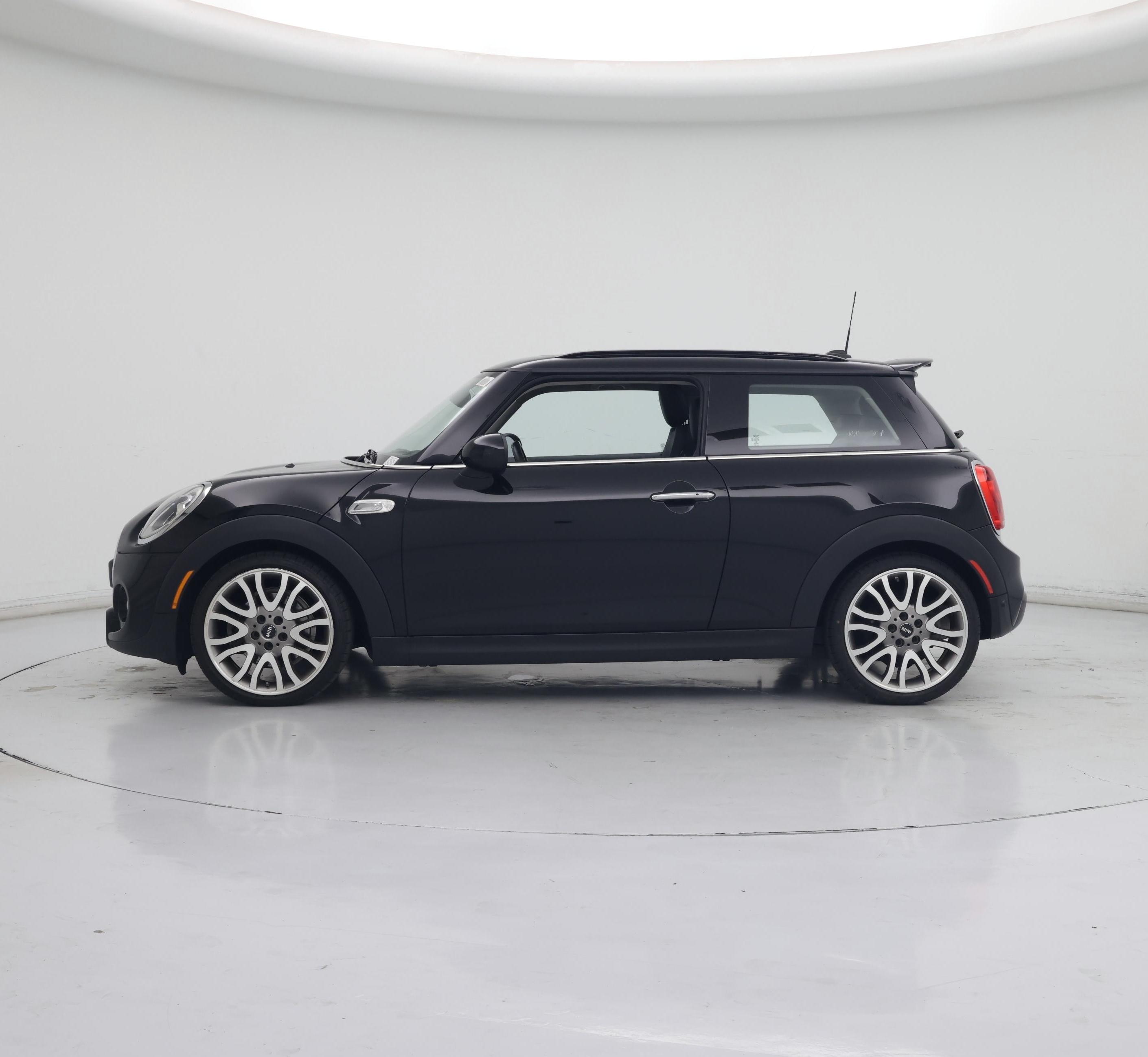 Thumbnail: 2015 MINI Cooper Hardtop - 3